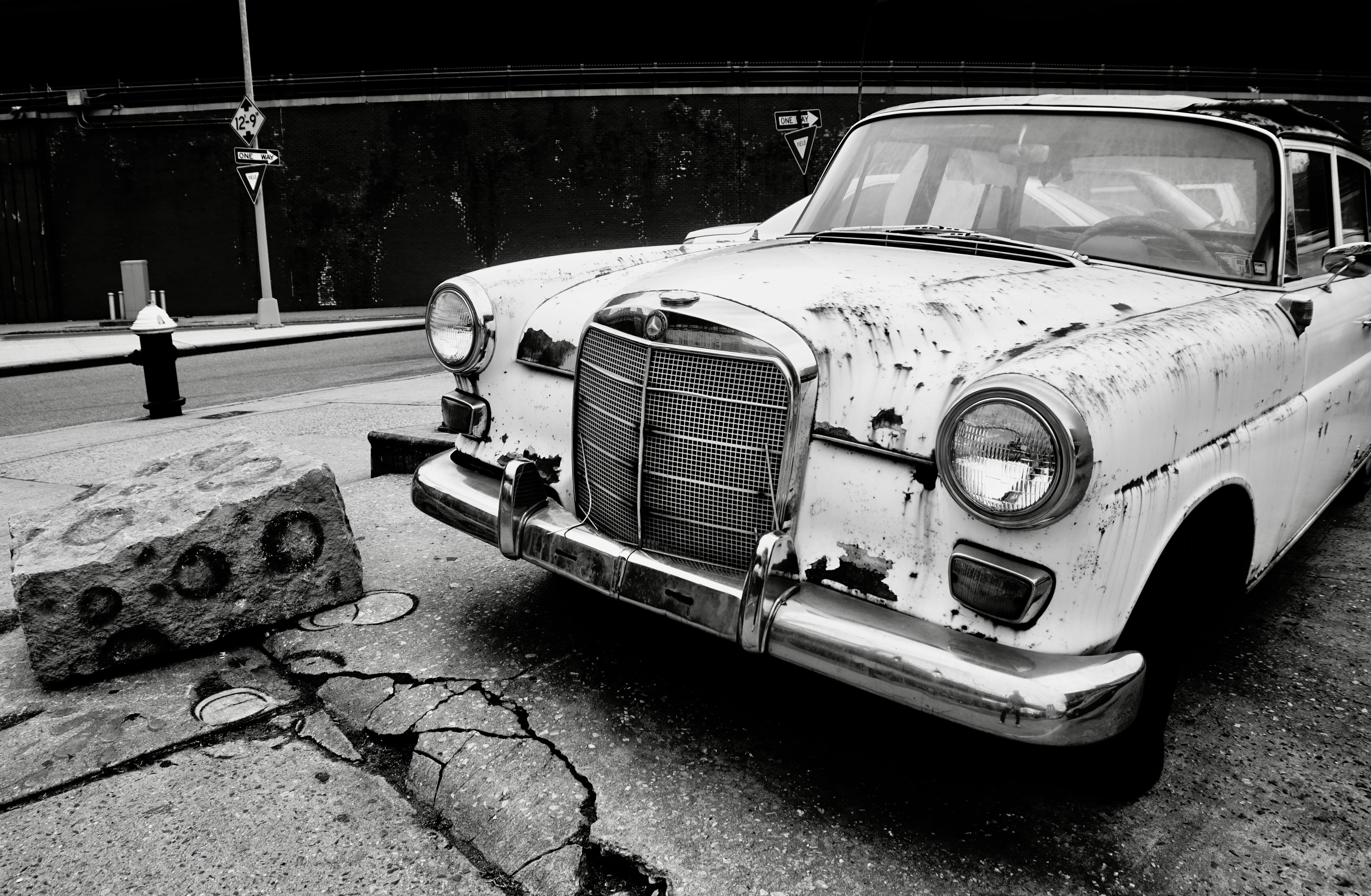 damaged, oldschool, clasic, vintage car, mercedes, land vehicle, retro styled, water, street, old, stationary, new york, outdoors, adventure, transportation, HD Wallpaper