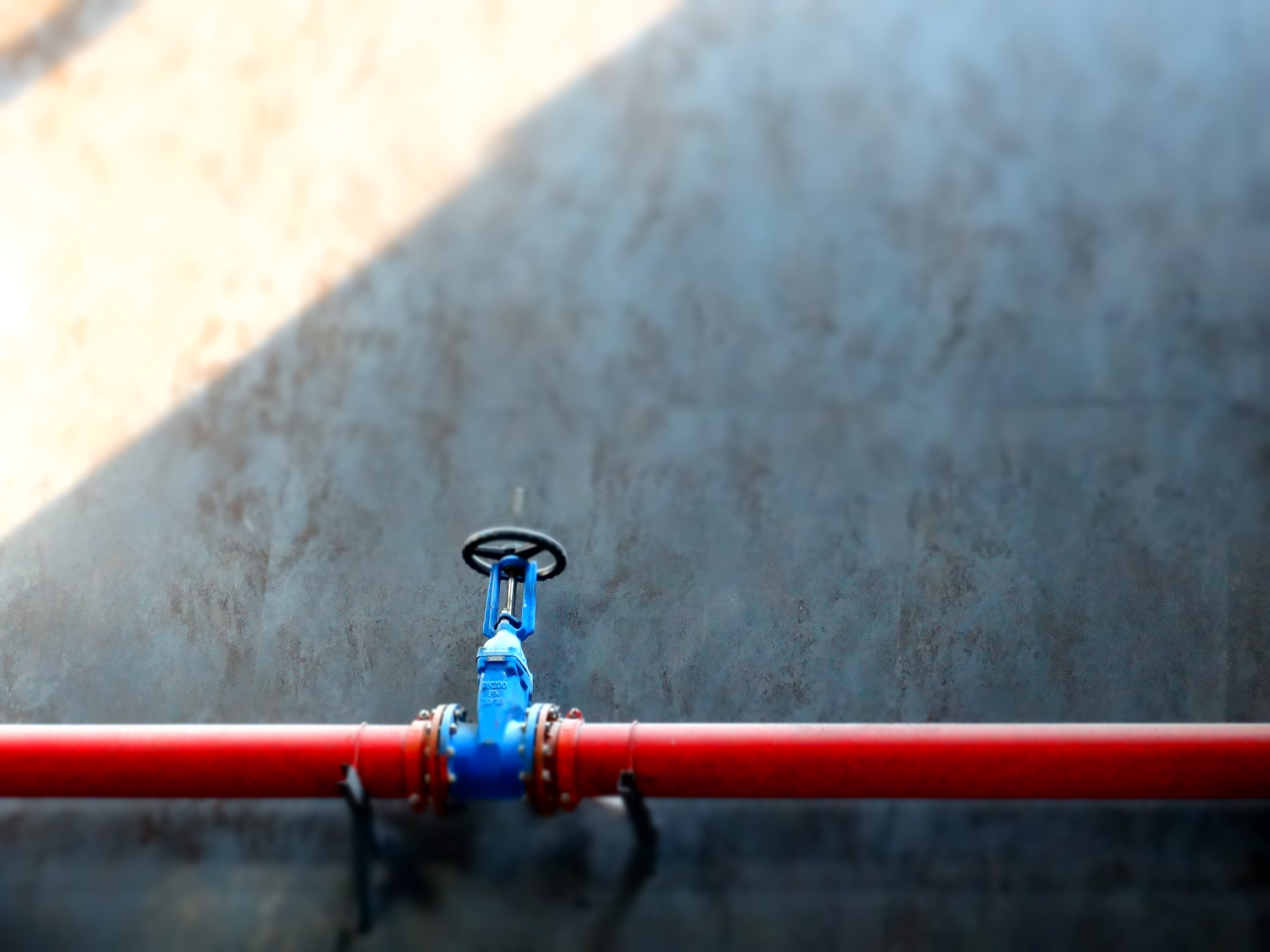 art, single object, close-up, chinese, city, railing, vintage, day, garden hose, retro, chinese style, focus on foreground, cold, safety, street photography, HD Wallpaper