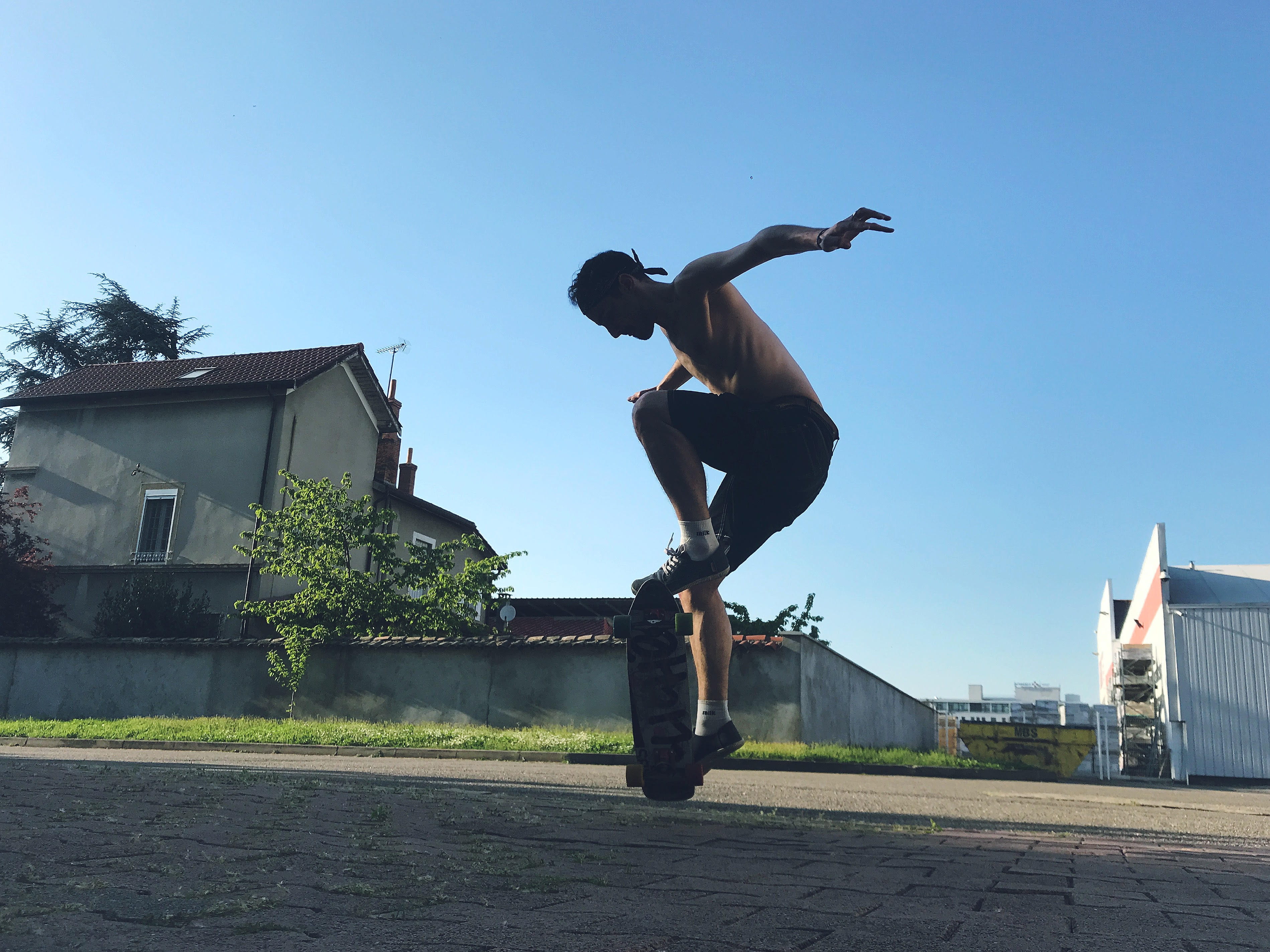 france, sculpture, built structure, handstand, outdoors, lifestyles, mid-air, clear sky, sakte, jumping, one person, villeurbanne, urban, leisure activity, HD Wallpaper