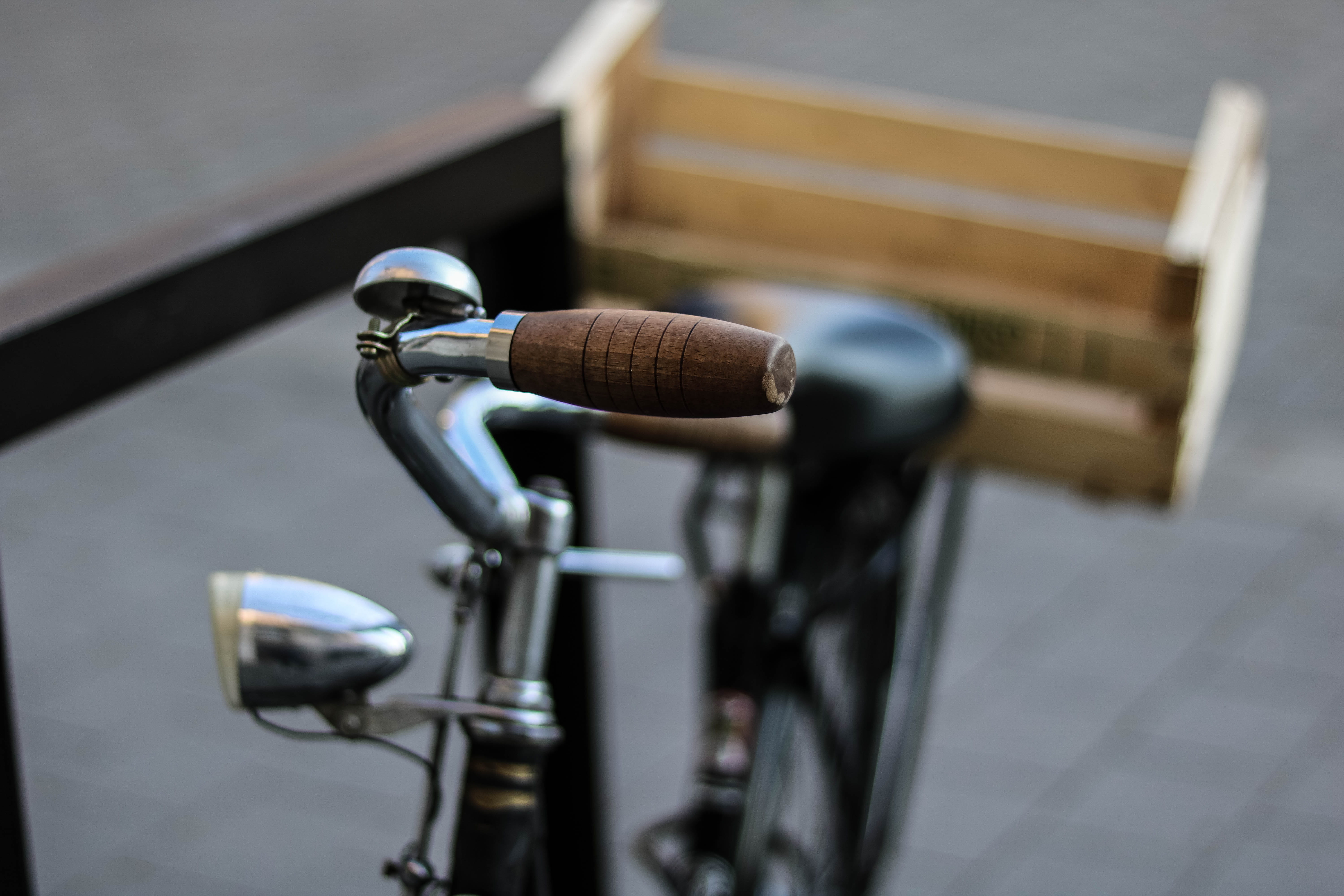 still life, technology, focus, shift, flooring, input device, cyclist, indoors, metal, mode of transportation, budapest, 5K, absence, bicycle, spoke, land vehicle, HD Wallpaper