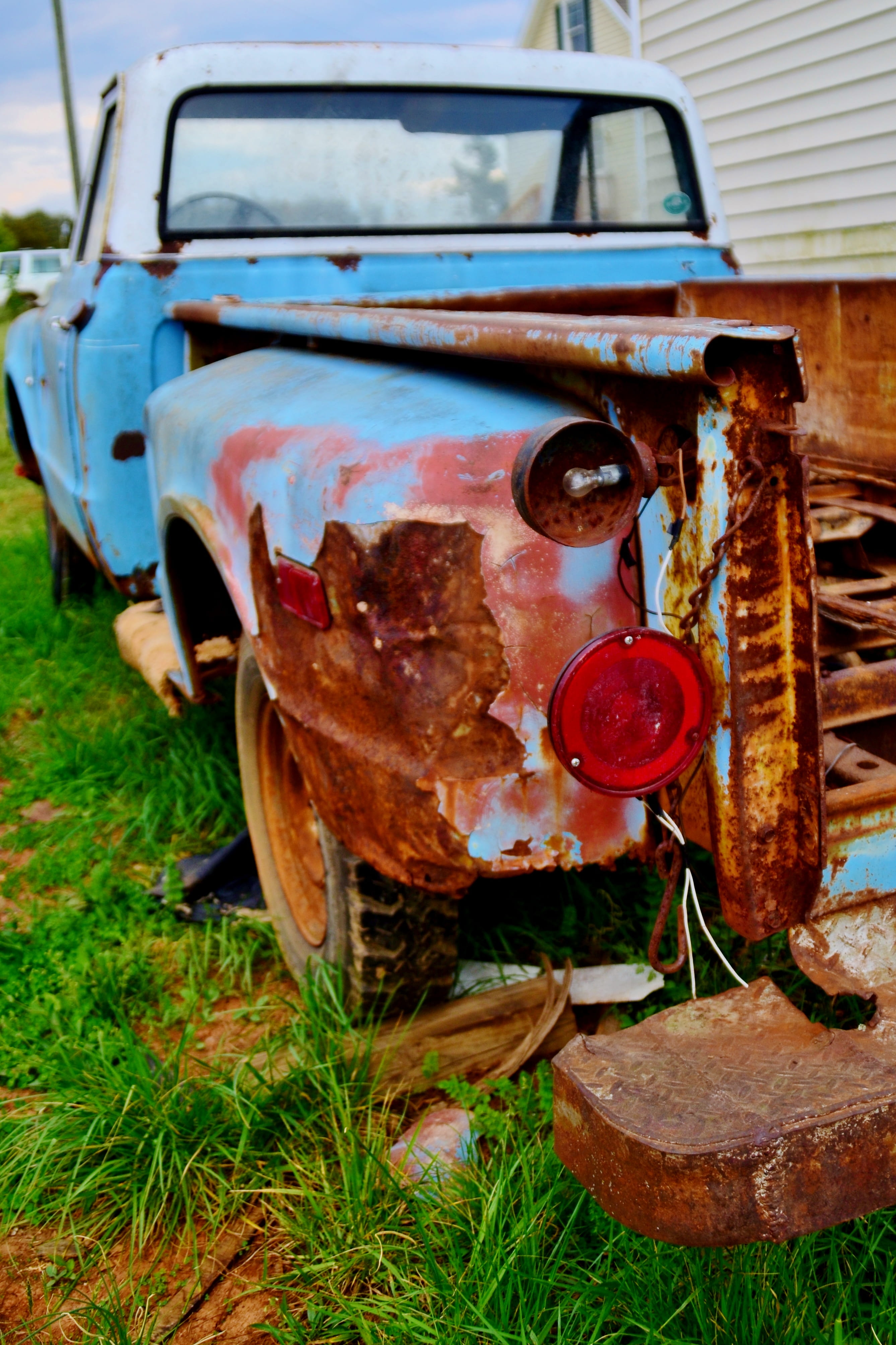 damaged, deterioration, no people, coche, obsolete, ute, rust, cars, abandoned, spotsylvania courthouse, run-down, automobile, antique, vehicles, vehicle, Phone HD Wallpaper