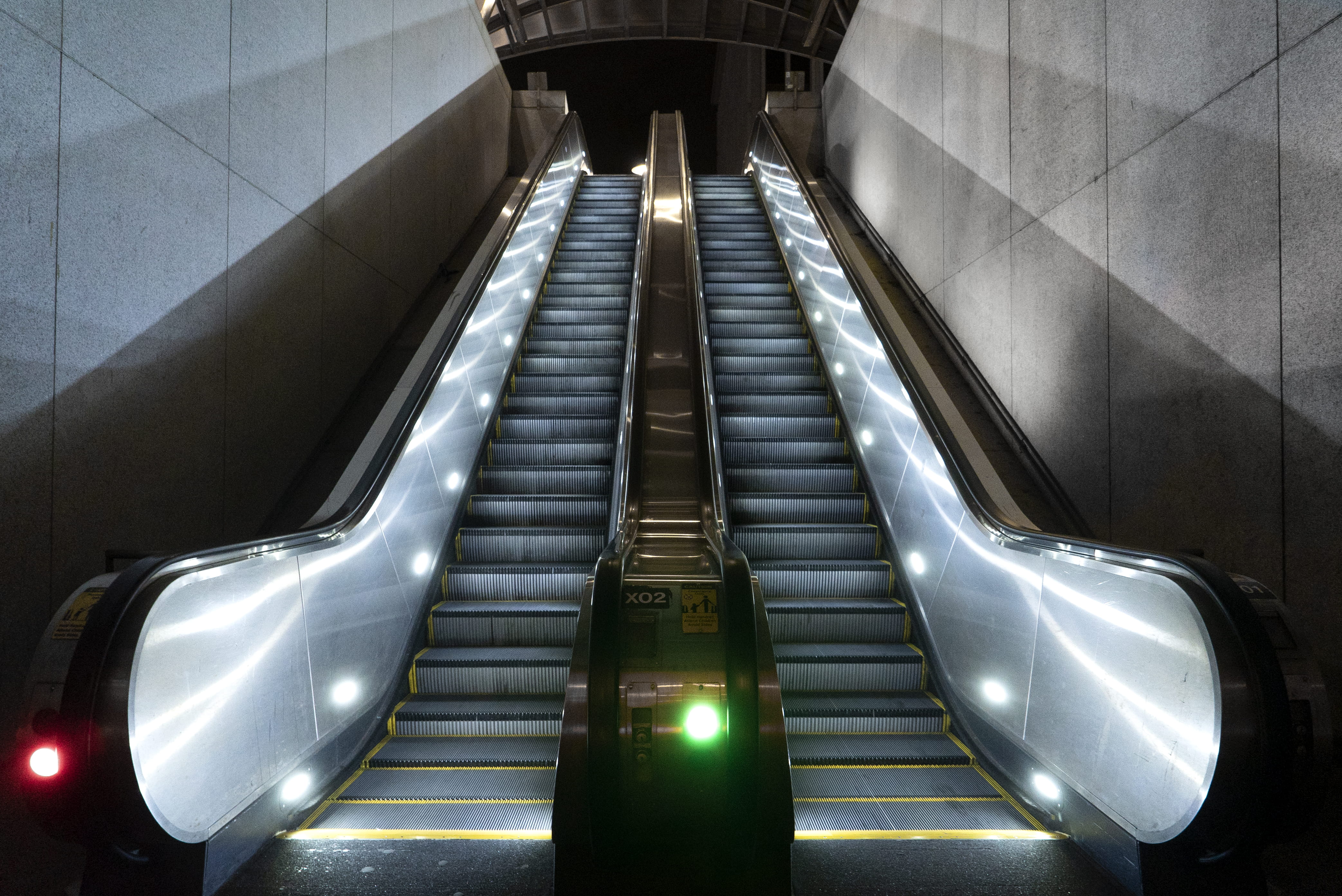 lights, stairs, united states, dark, pattern, connection, built structure, metal, 4K, van ness, escalator, concrete, transportation, metro, technology, HD Wallpaper
