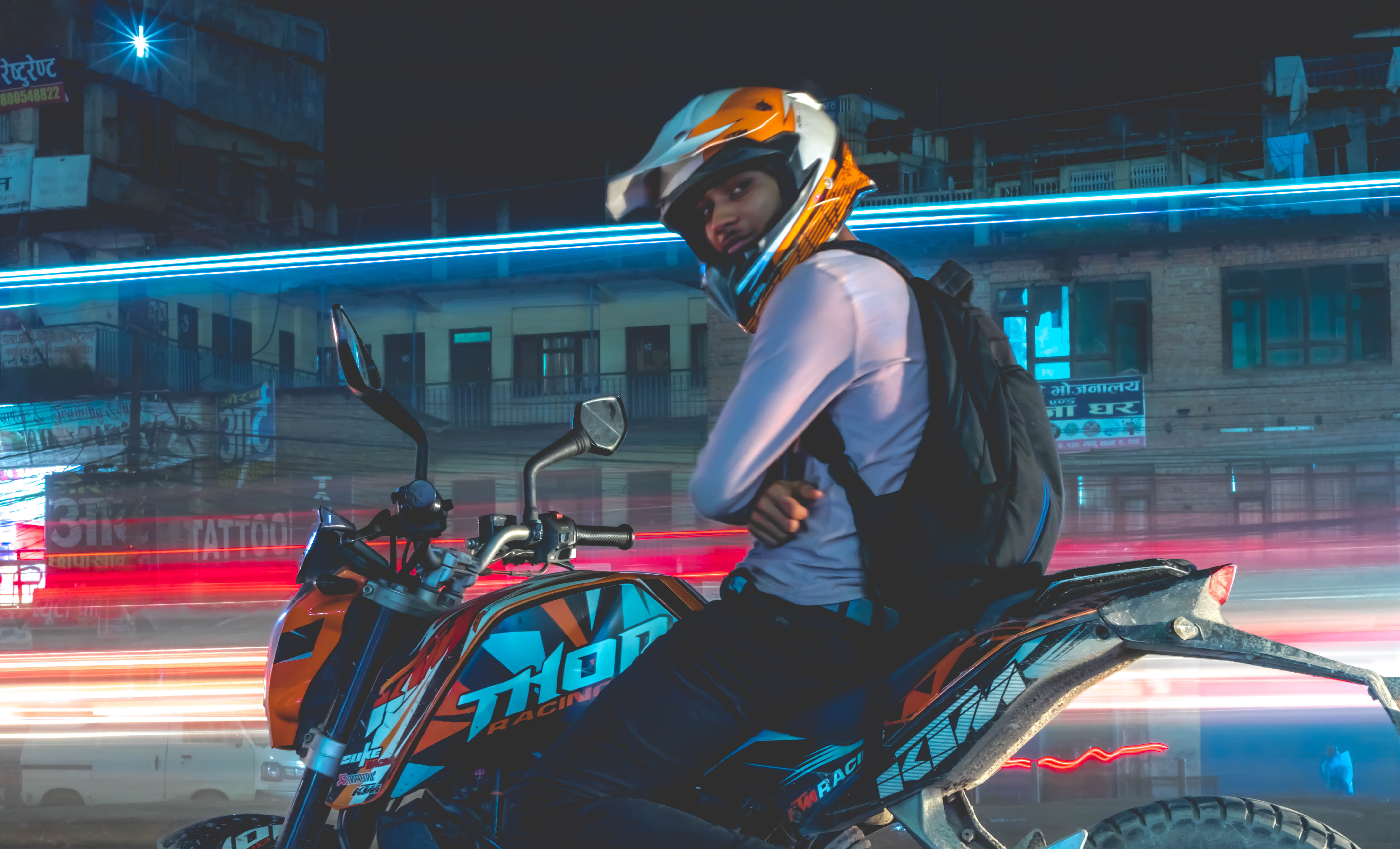 casual clothing, built structure, outdoors, mode of transportation, building exterior, riding, transportation, man, 5K, city, motor vehicle, lifestyles, HD Wallpaper