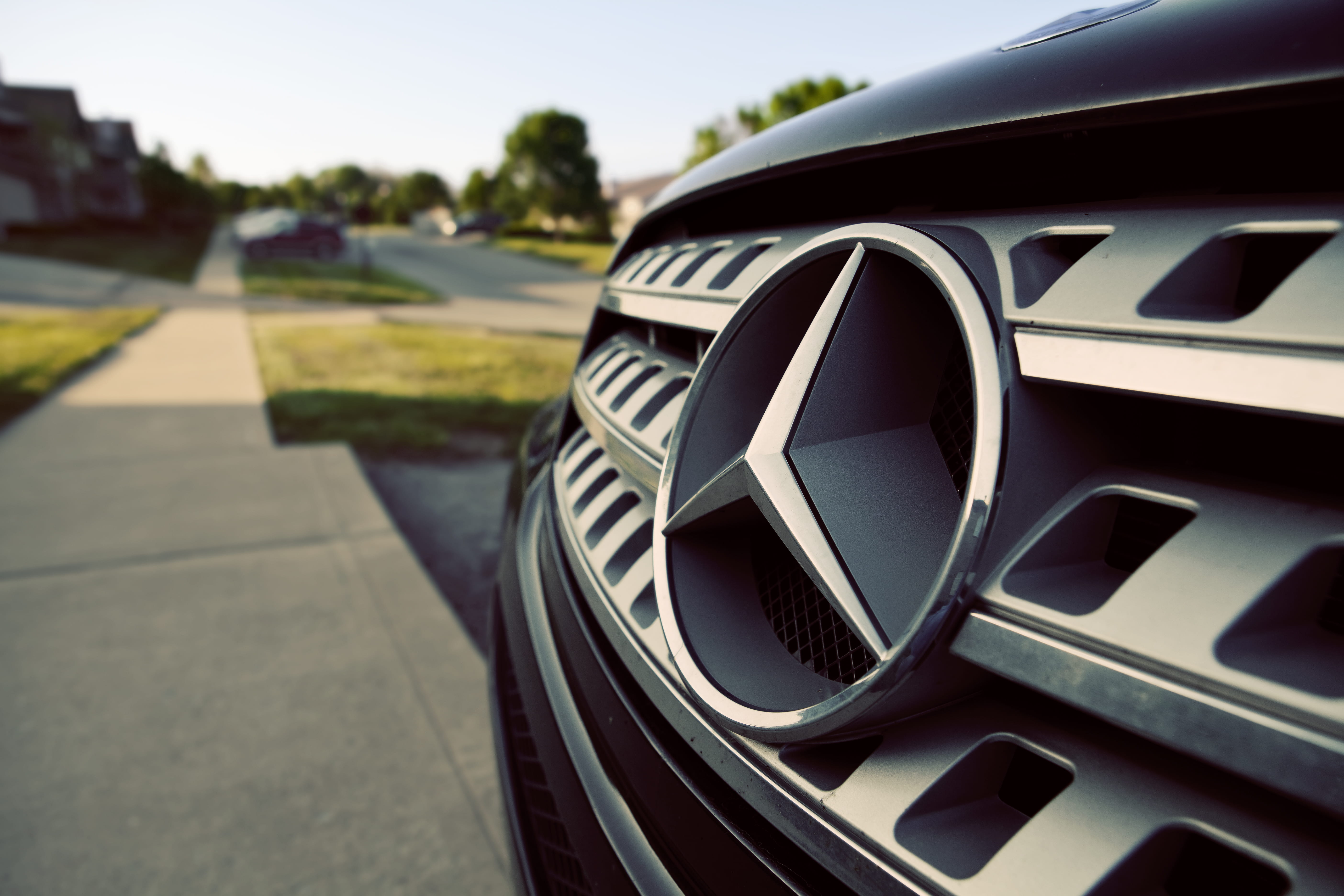 grille, car, silver colored, wheel, road trip, sidewalk, nature, focus on foreground, decal, land vehicle, motor vehicle, day, no people, luxury, close-up, HD Wallpaper