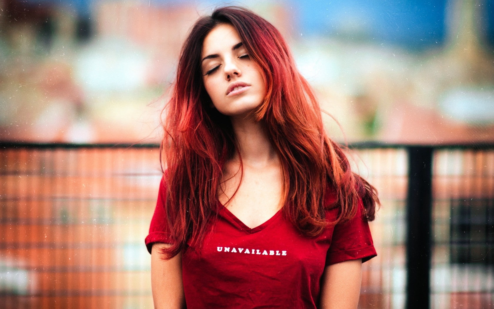 teenager, hairstyle, women, waist up, contemplation, lifestyles, looking at camera, outdoors, focus on foreground, Delaia Gonzalez, face, young women, model, HD Wallpaper