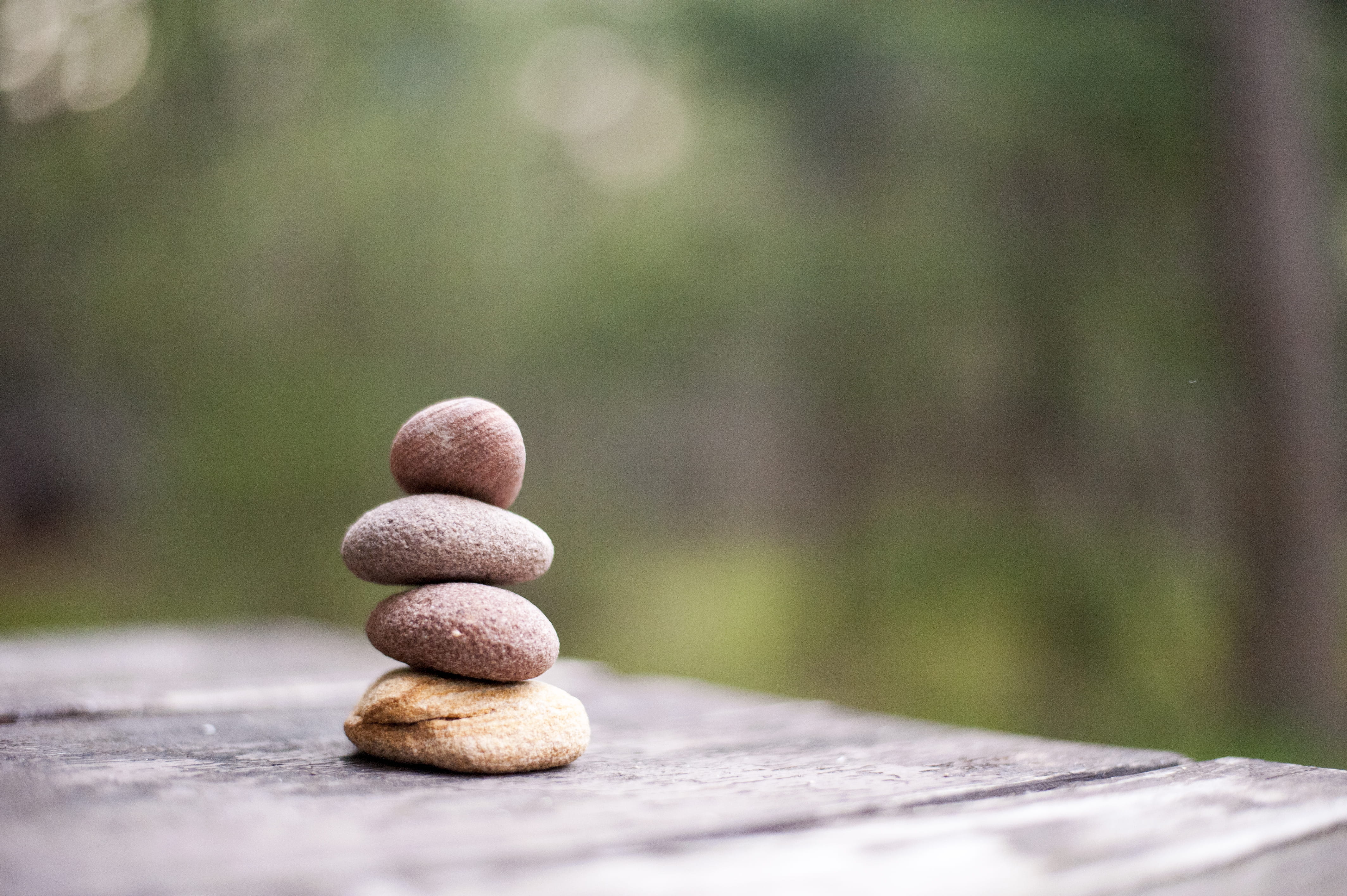 day, blur, stability, focus, formation, selective focus, nature, balance, meditation, 4K, no people, summer, plant, rock balancing, zen, solid, simplicity, HD Wallpaper