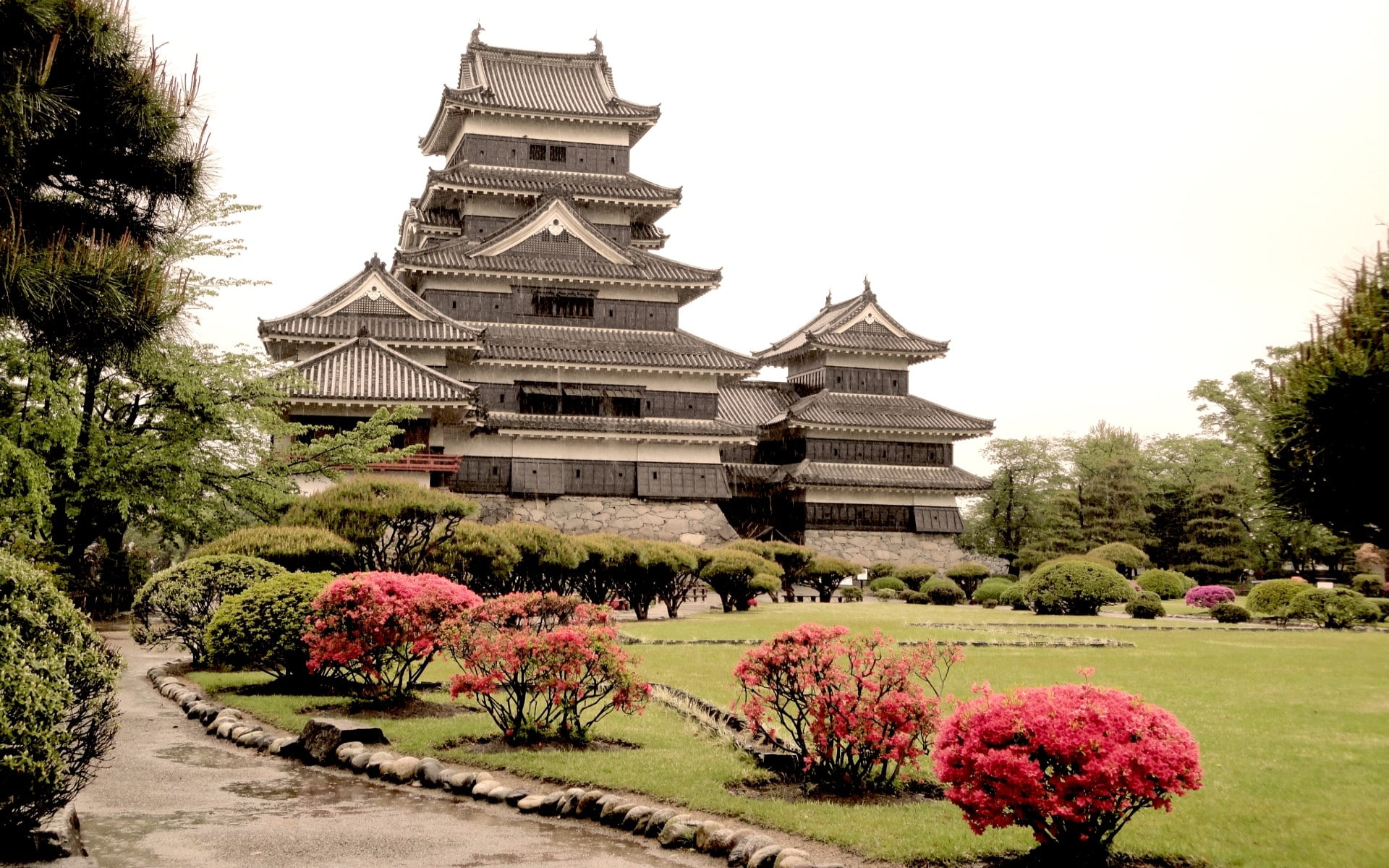 religion, day, 1080P, growth, belief, nature, formal garden, matsumoto castle, building exterior, tree, flowering plant, garden, place of worship, sky, HD Wallpaper