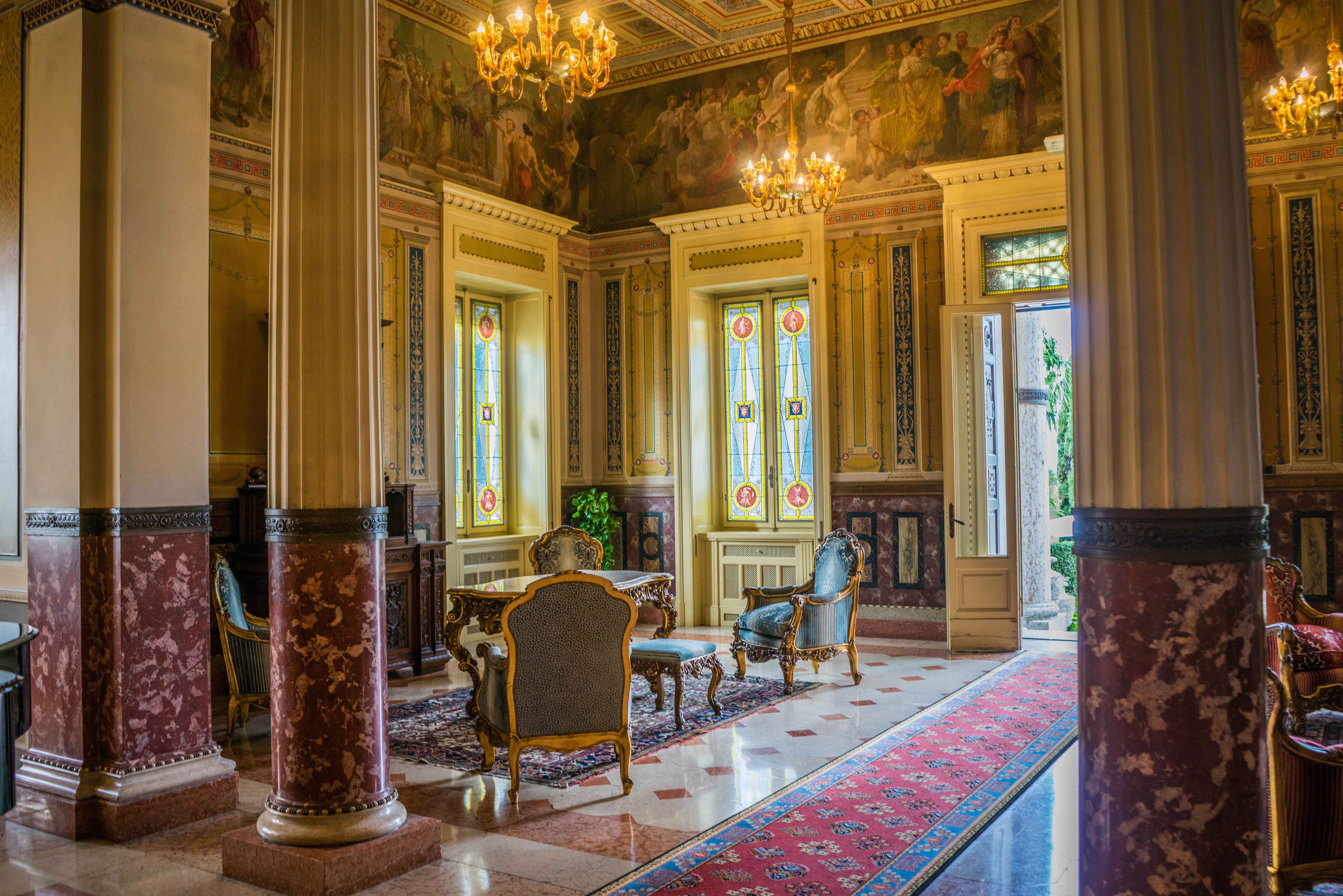 home interior, home, old, seat, red, villa cortine palace, antiques, chair, building, the past, chandelier, arts culture and entertainment, classic, table, HD Wallpaper