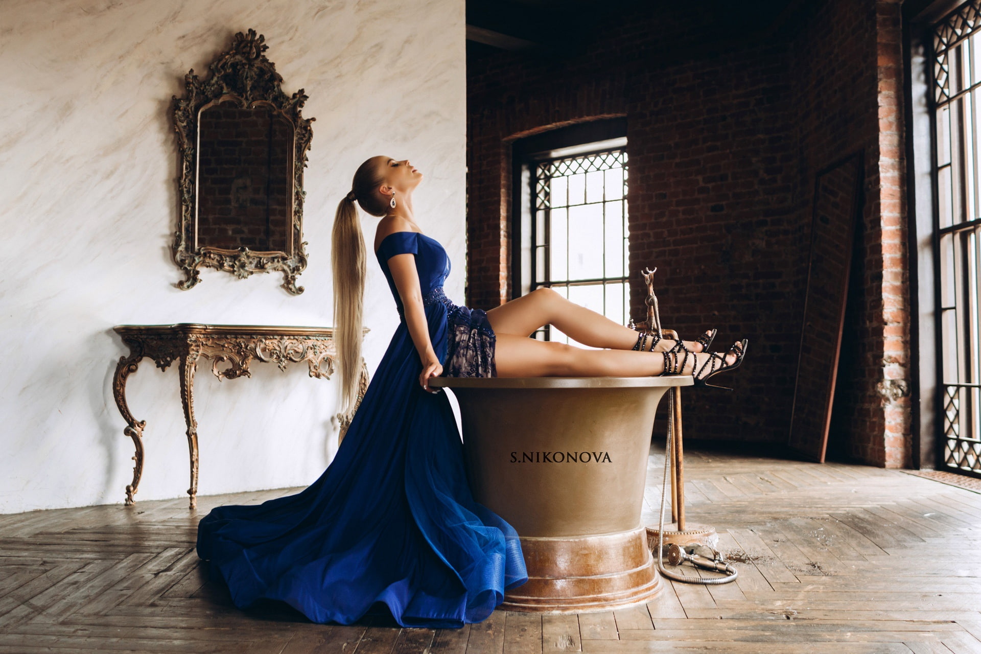 fashion, side view, young adult, legs, 1080P, sitting, looking away, real people, dress, one person, elegance, blue dress, women indoors, women, fashion model, HD Wallpaper