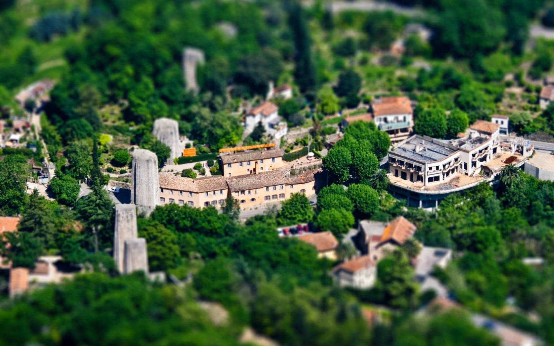 europe, selective focus, fort, village, 1080P, ancient, city, cultures, day, history, building, miniature, medieval, outdoors, cityscape, mountain, summer, HD Wallpaper
