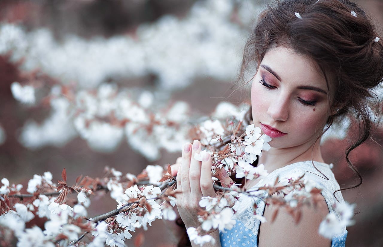 nature, beauty in nature, white color, black hair, one person, adult, beautiful woman, young adult, cherry blossom, fashion, flowering plant, young women, HD Wallpaper