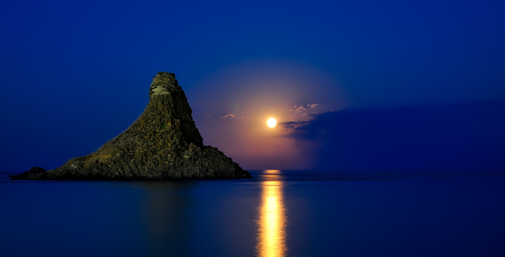 outdoors, ancient, beautiful, ocean, night, history, water, rock - object, peaceful, idyllic, reflections, solitude, rock, waterfront, dusk, italy, clouds, HD Wallpaper