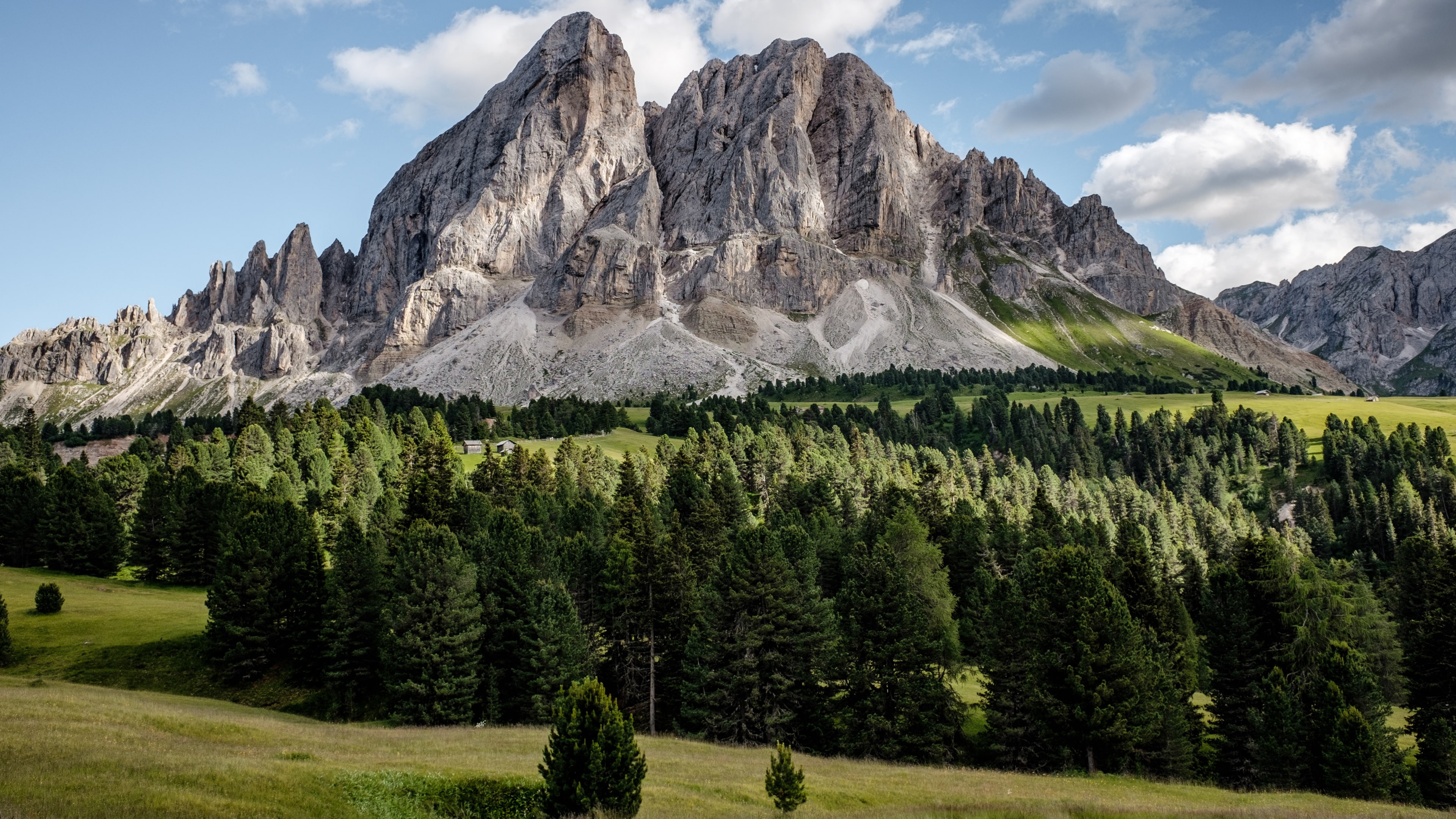 4K, dolomites, south tyrol, italy, crag, peitlerkofel, alps, solitary mountain, mountain, europe, rock, scenery, sass de putia, eu, forest, HD Wallpaper