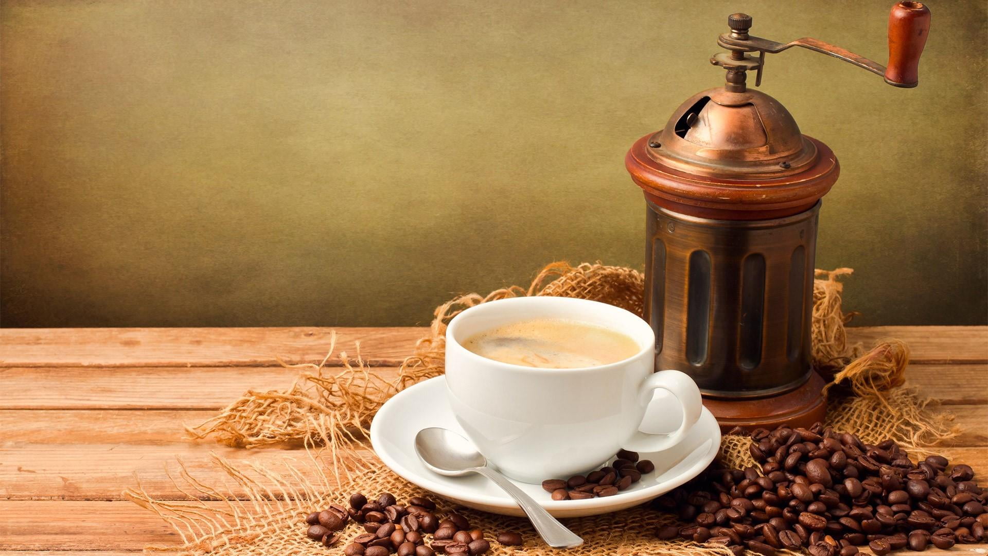 hot drink, non-alcoholic beverage, drink, table, coffee cup, roasted coffee bean, refreshment, brown, crockery, wood - material, still life, mug, food and drink, HD Wallpaper