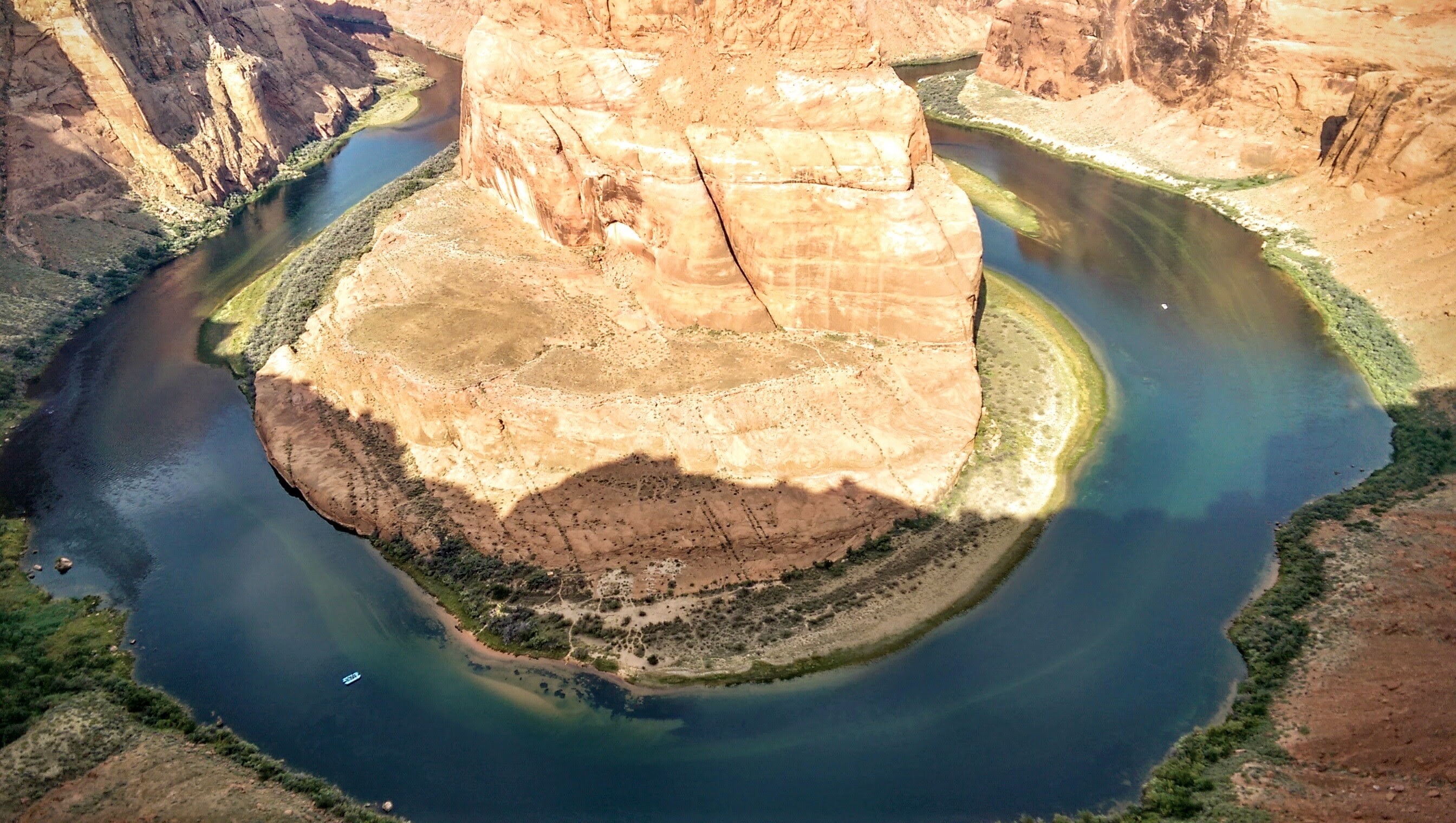 geology, 2K, eroded, river, day, rock, canyon, non-urban scene, no people, nature, water, horseshoe bend, page, rock formation, tranquil scene, high angle view, HD Wallpaper