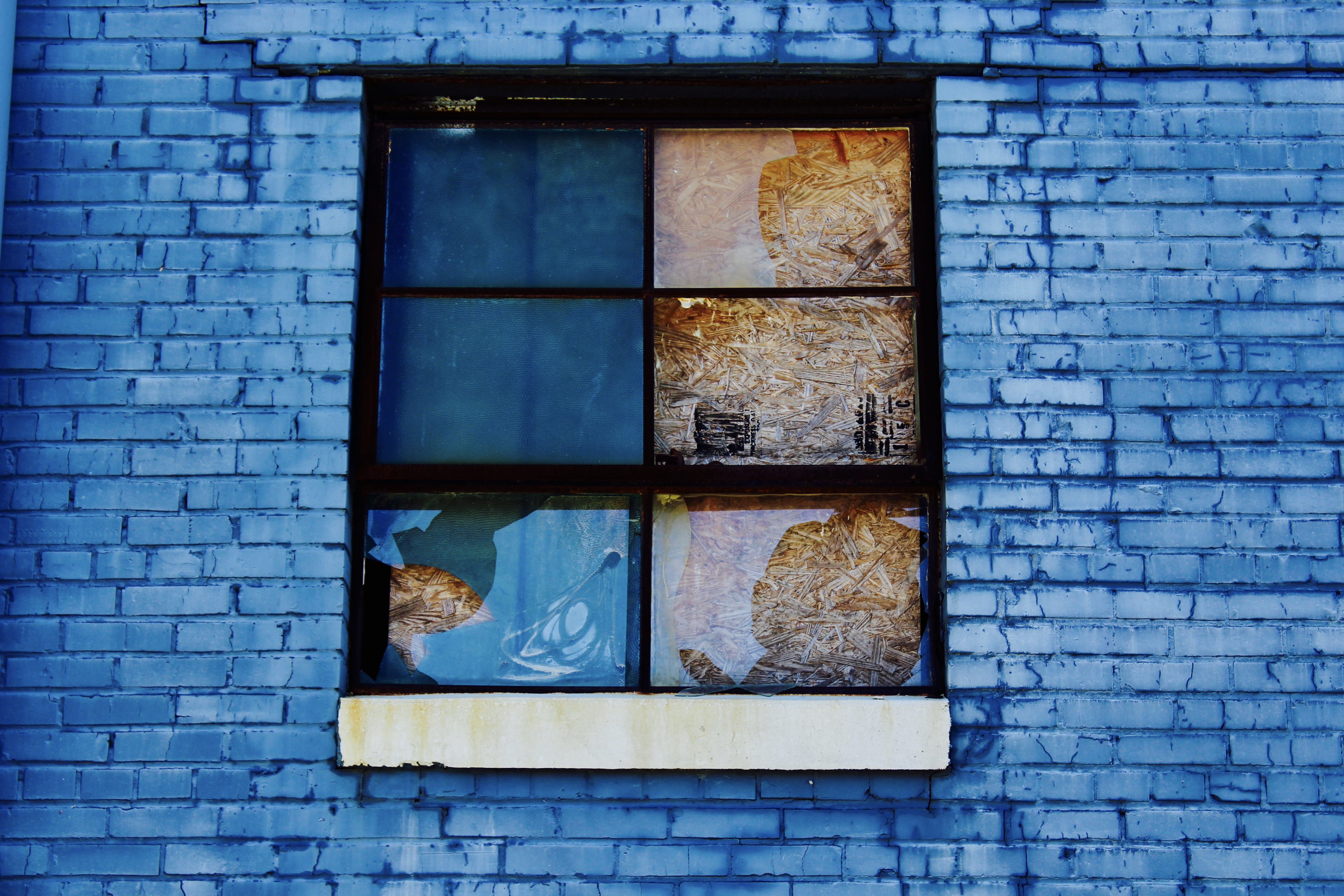 glass - material, built structure, no people, brick wall, sash, day, reflection, old, building exterior, black, glass, 5K, blue, window frame, transparent, HD Wallpaper