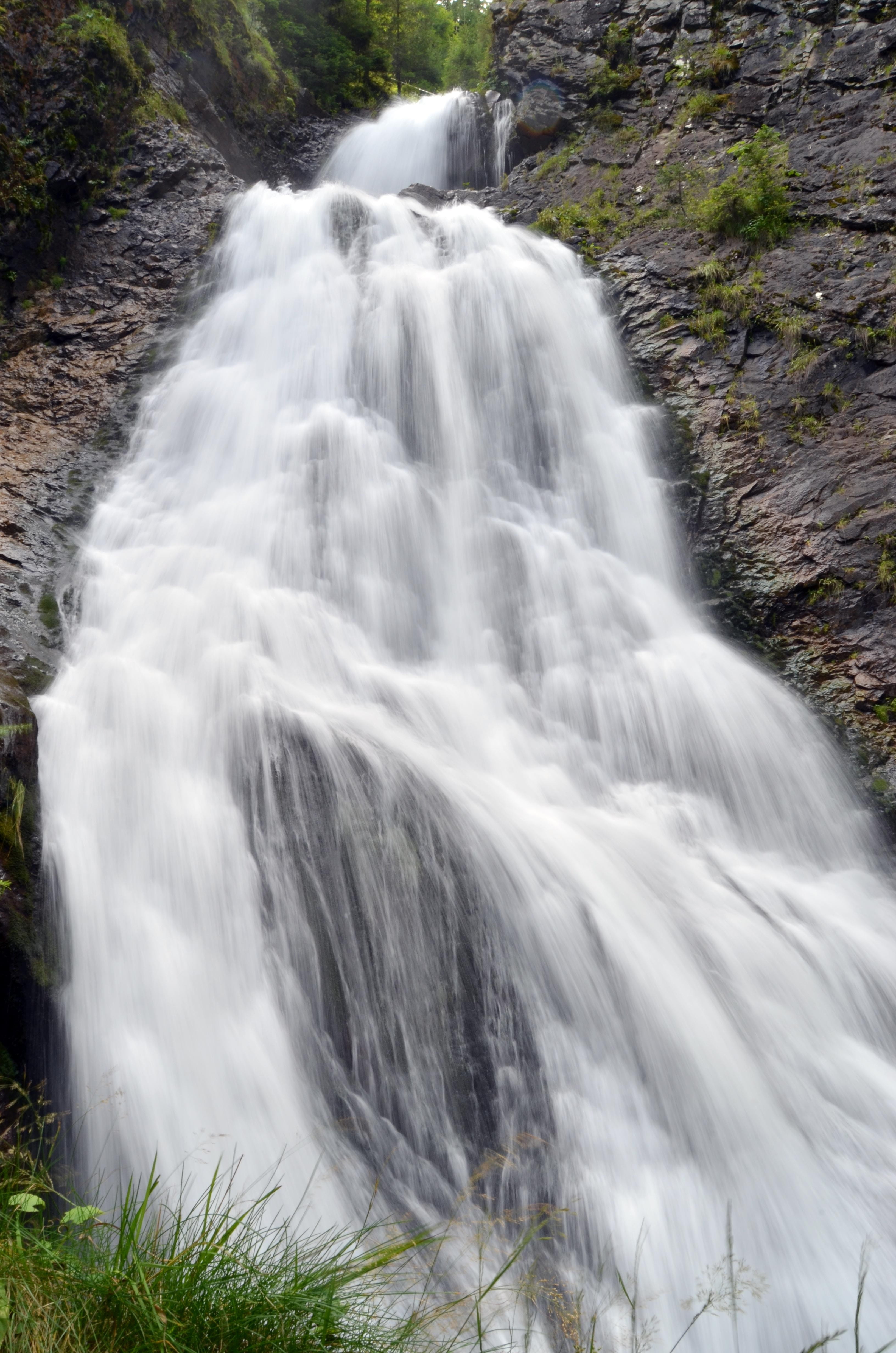 mountain, power in nature, nature, rainforest, blurred motion, cascada, rock, long exposure, outdoors, scenics - nature, no people, rock - object, water, Phone HD Wallpaper