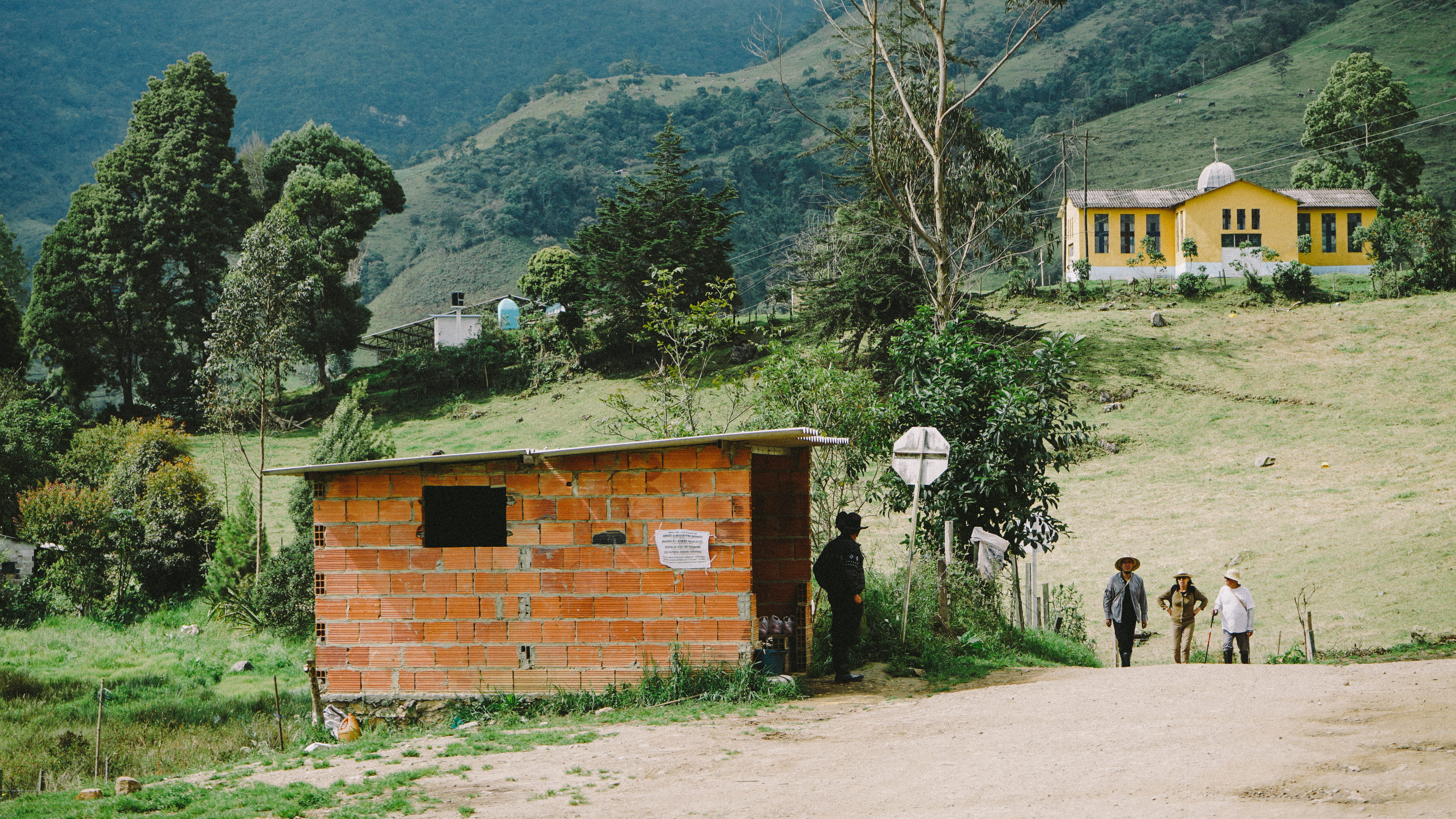 people, cascada la chorrera, house, colombia, adult, building exterior, women, road, group of people, green color, real people, nature, tree, mountain, HD Wallpaper