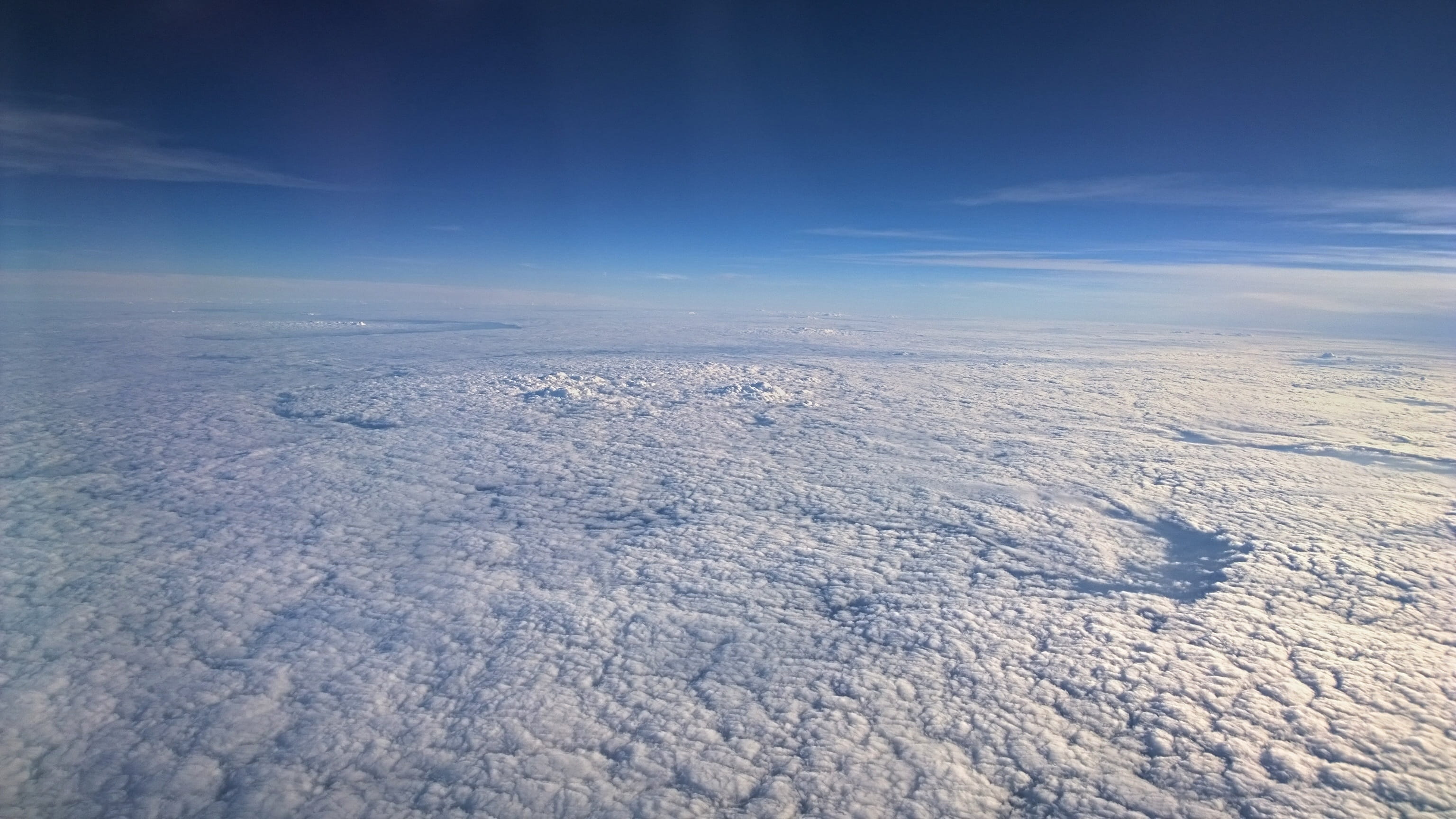 sky, outdoors, Fly, cloud - sky, outlook, nature, cold temperature, white color, selva marine, day, from the plane, high angle view, clouds, snow, blue, HD Wallpaper