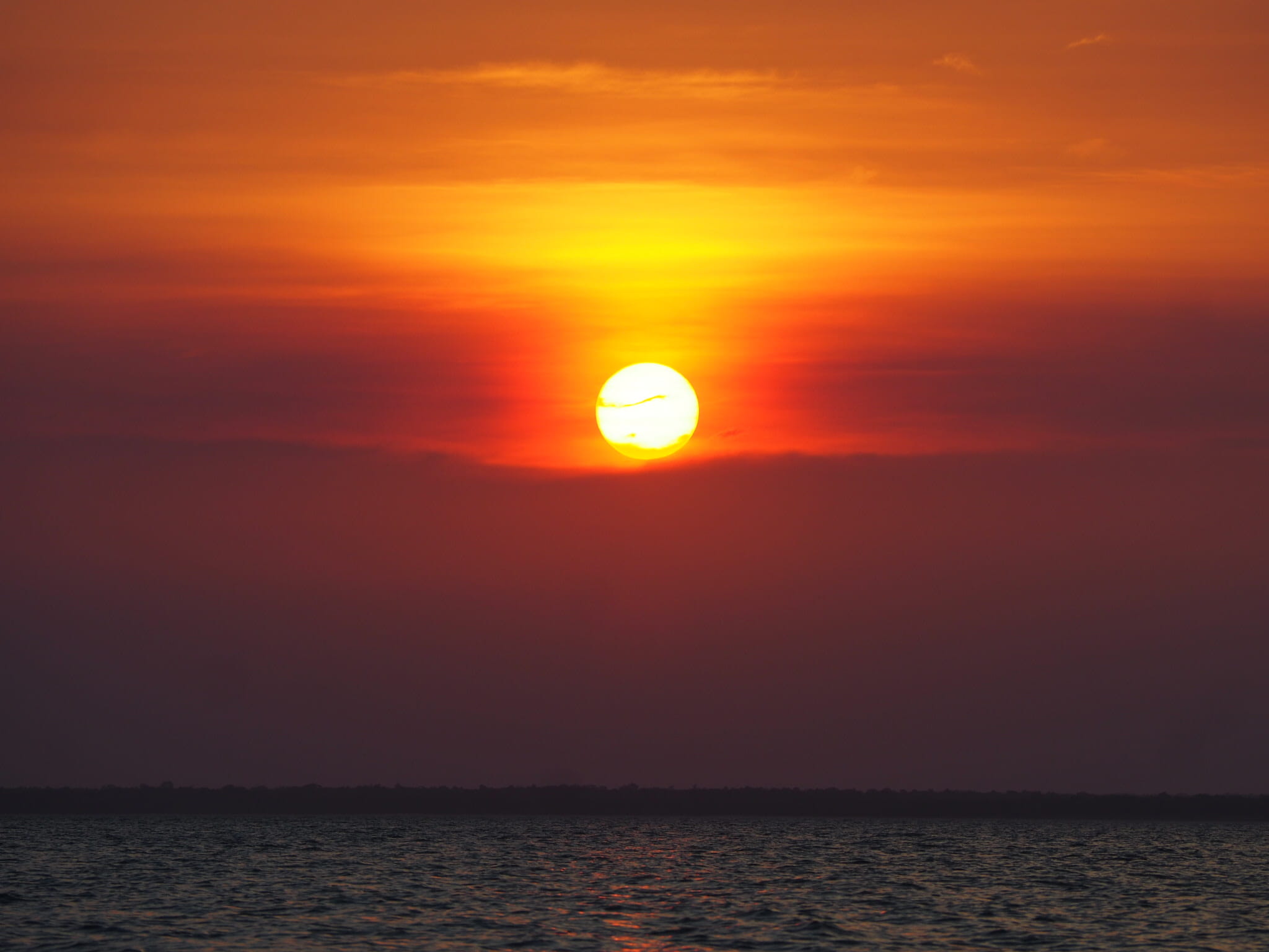 scenics - nature, non-urban scene, alter do chão, nature, 1080P, sea, dramatic sky, horizon, relaxing, sunlight, shine, amazon, horizon over water, brazil, HD Wallpaper