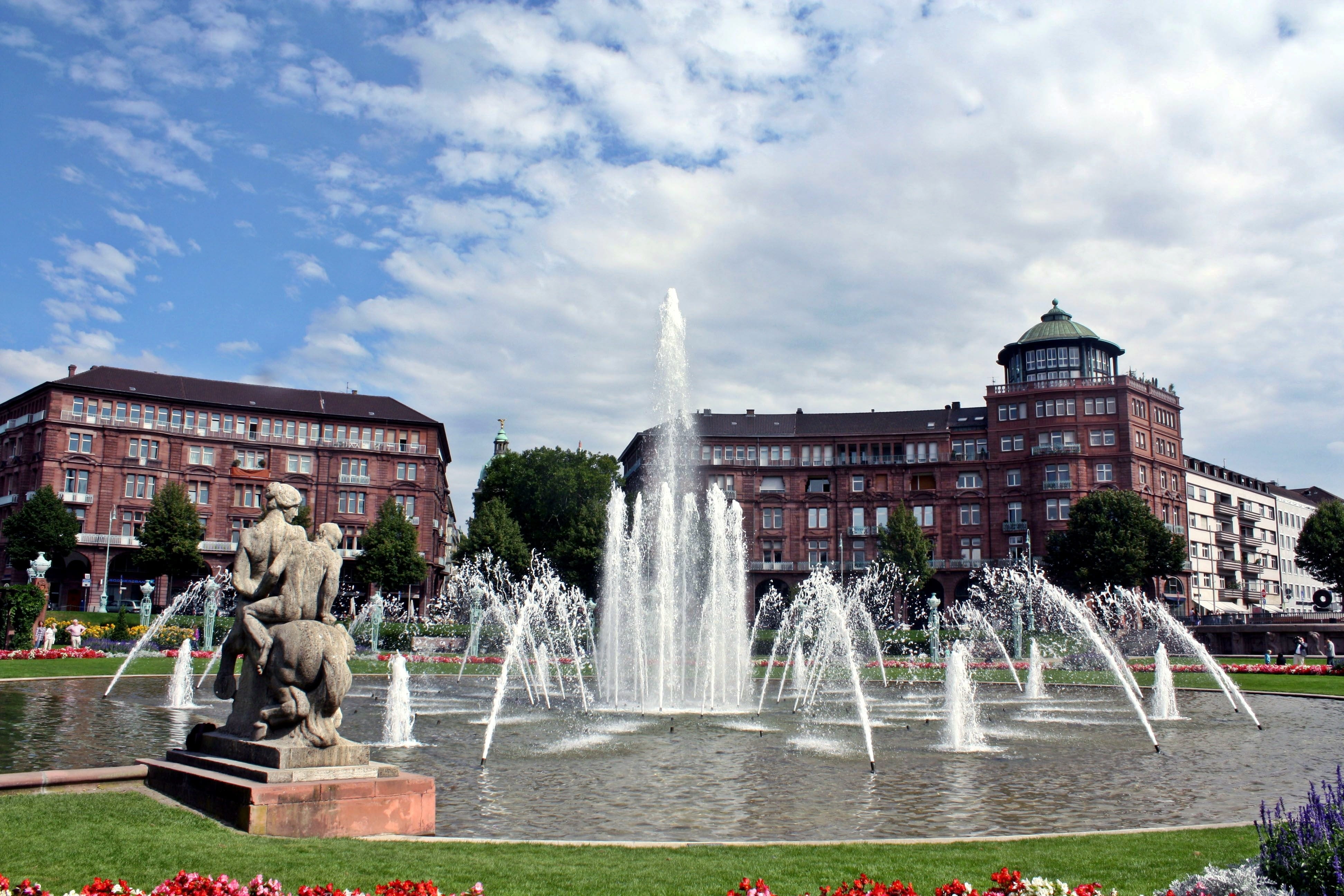 motion, 4K, built structure, garden, secret tip, rest, tourism, plant, nature, versailles, architecture, building exterior, water, green area, no people, HD Wallpaper