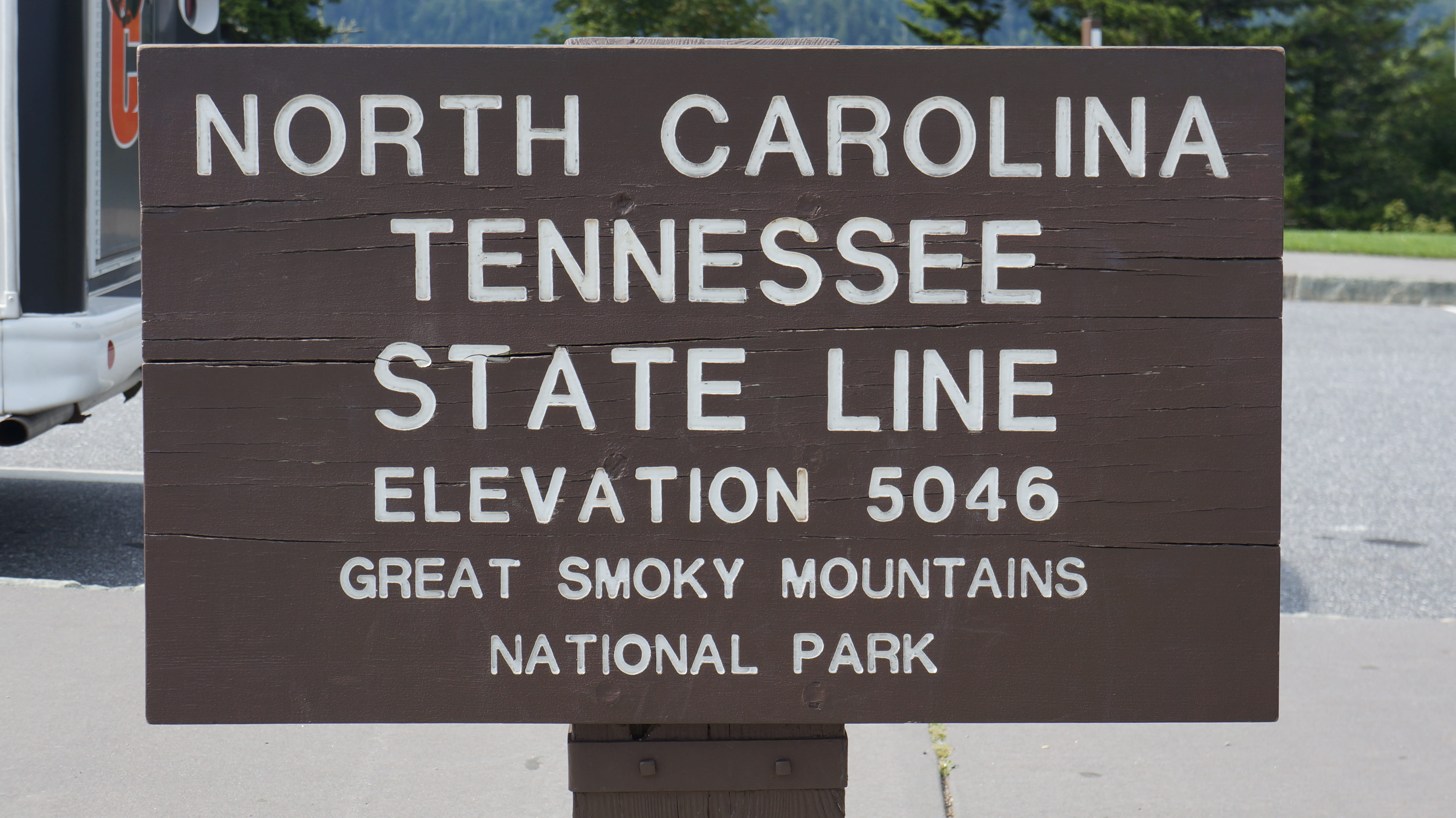 Tennessee, information, placard, sign, text, warning sign, message, black color, close-up, no people, carolina, communication, capital letter, tn, road sign, HD Wallpaper