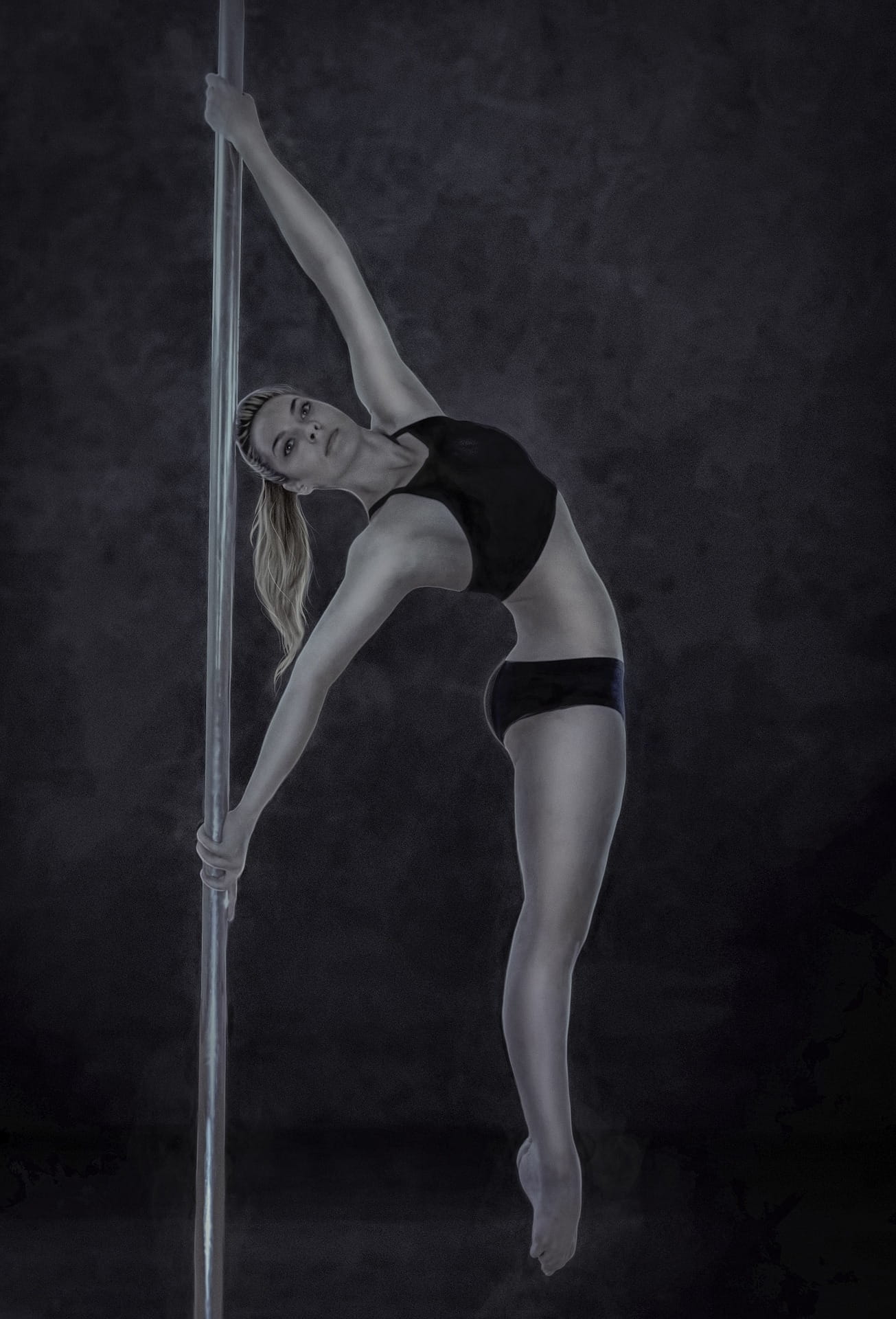 dancing, human, ballet, full length, activity, healthy lifestyle, portrait, girl, lifestyles, studio shot, elegance, performance, indoors, gymnastics, dance, Phone HD Wallpaper