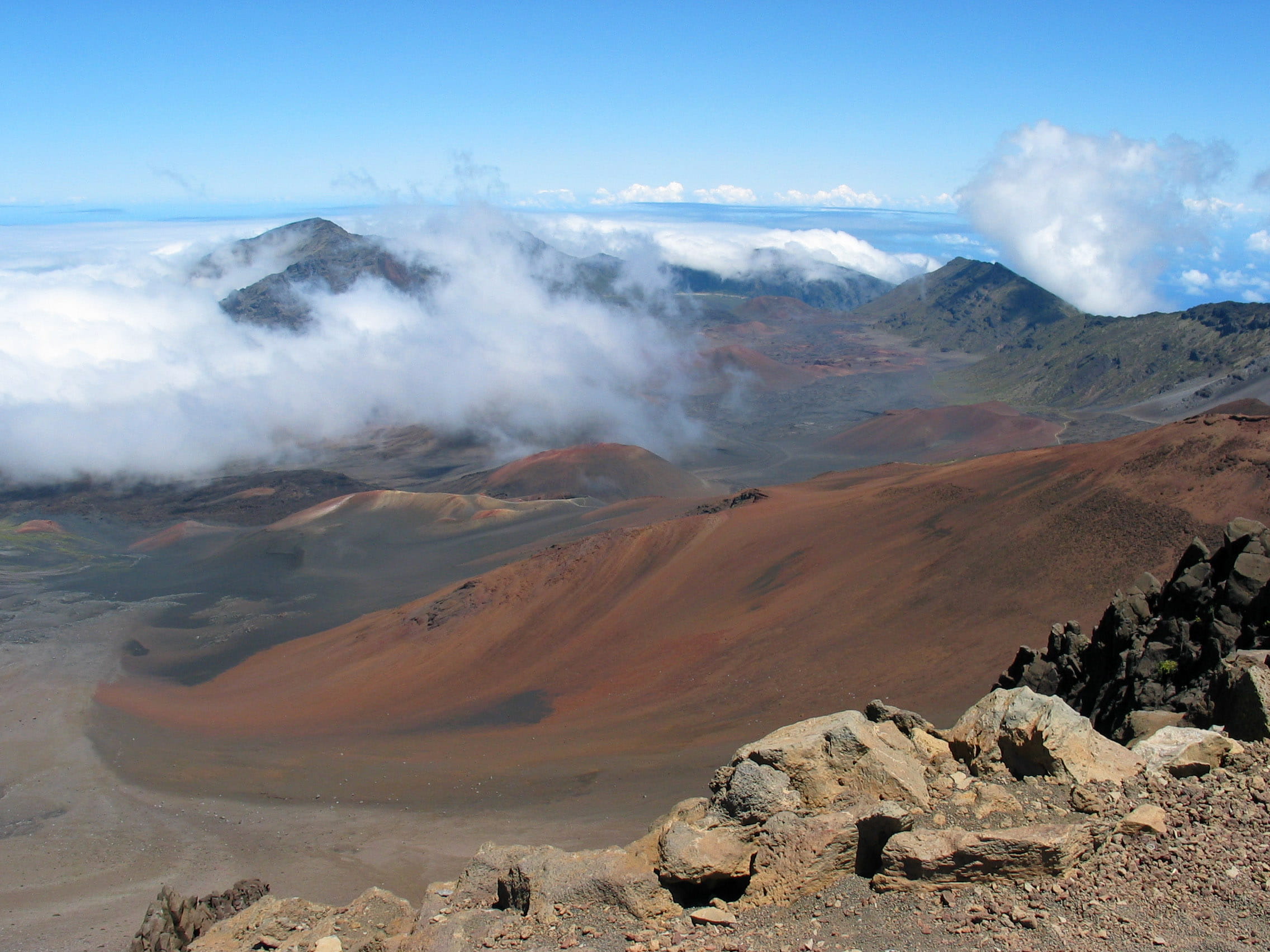 nature, volcanic crater, Hawaii, View, 1080P, volcano, tranquil scene, scenics - nature, center, non-urban scene, volcanic Landscape, tranquility, sky, HD Wallpaper