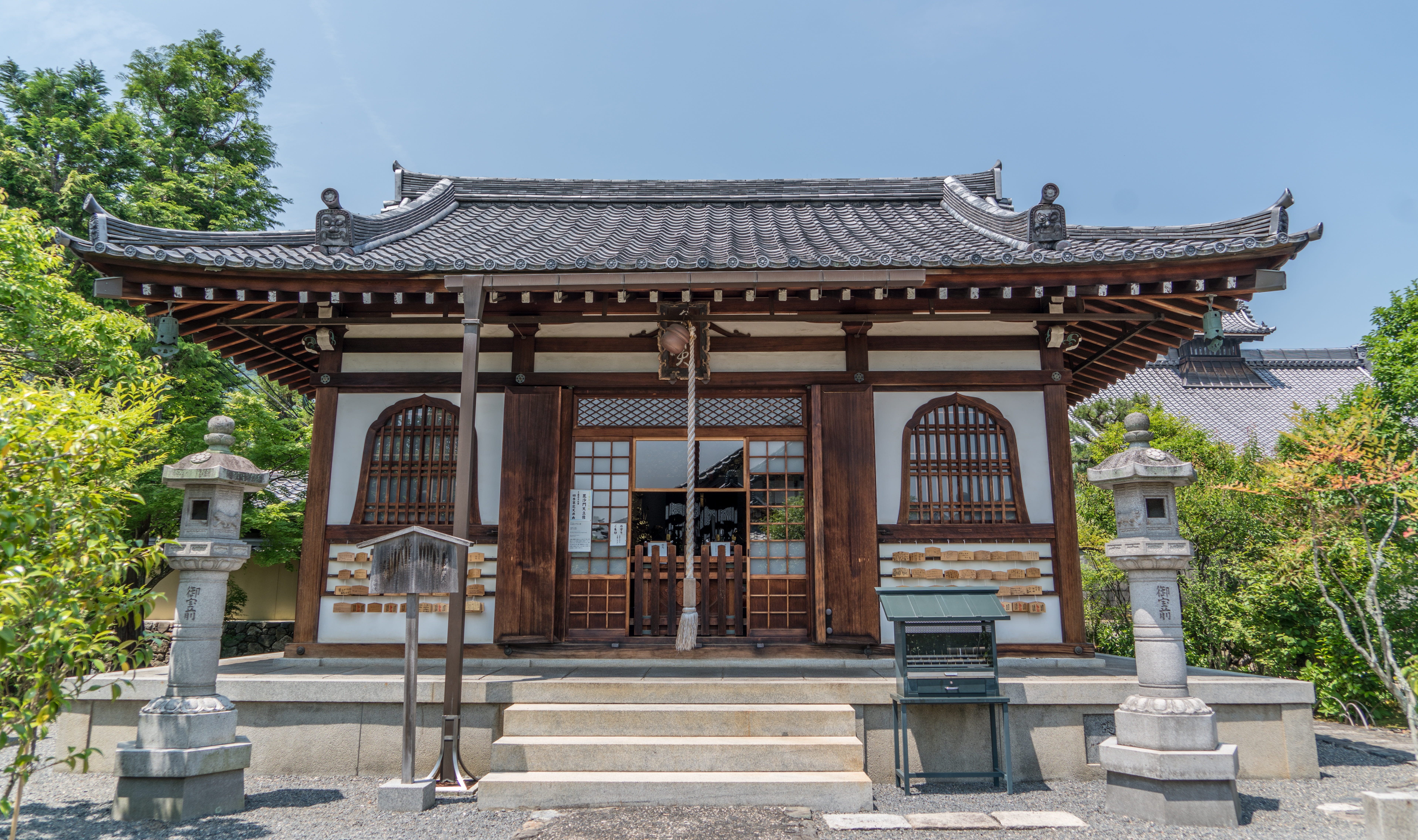 architecture, staircase, day, asian, plant, tree, spirituality, nature, built structure, sky, arashiyama, place of worship, japan, architectural column, HD Wallpaper