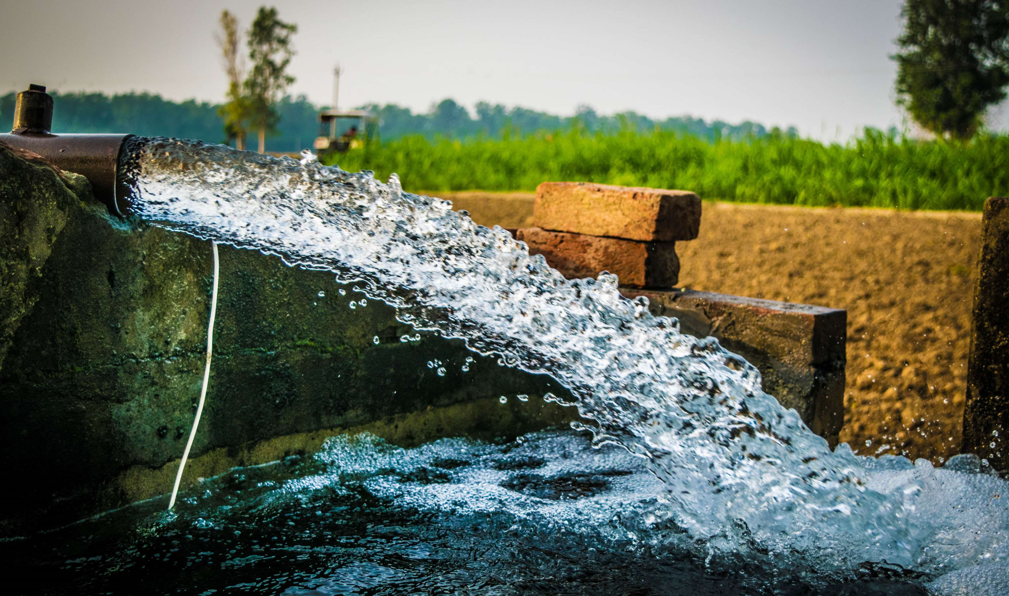 splashing, flowing water, motion, flowing, scenics - nature, nature, farm, tree, running water, land, beauty in nature, 4K, outdoors, falling, no people, HD Wallpaper
