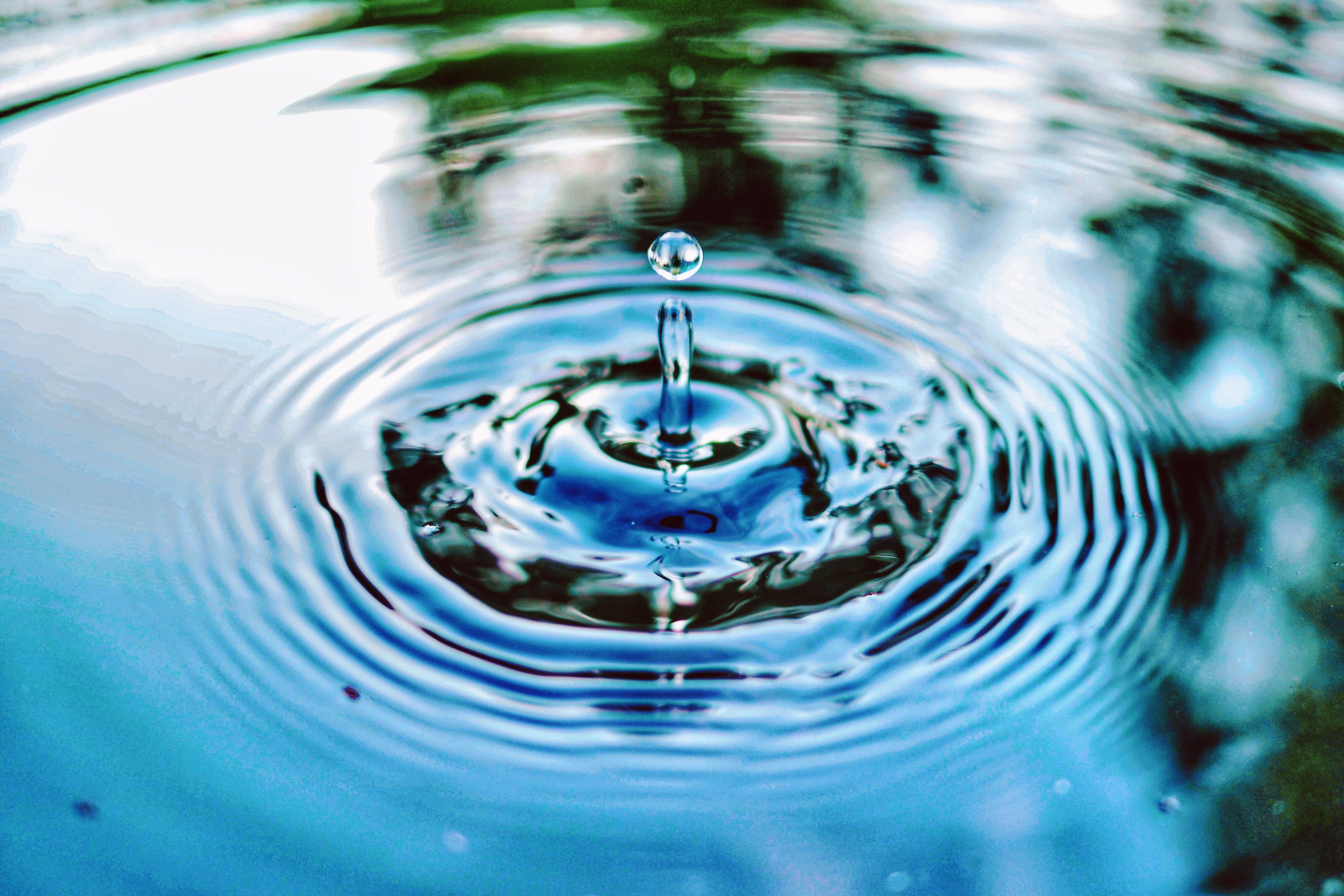 drop, full frame, water, droplet, abstract, purity, 4K, backgrounds, no people, outdoors, nature, lake, running water, reflection, splashing, high-speed photography, HD Wallpaper