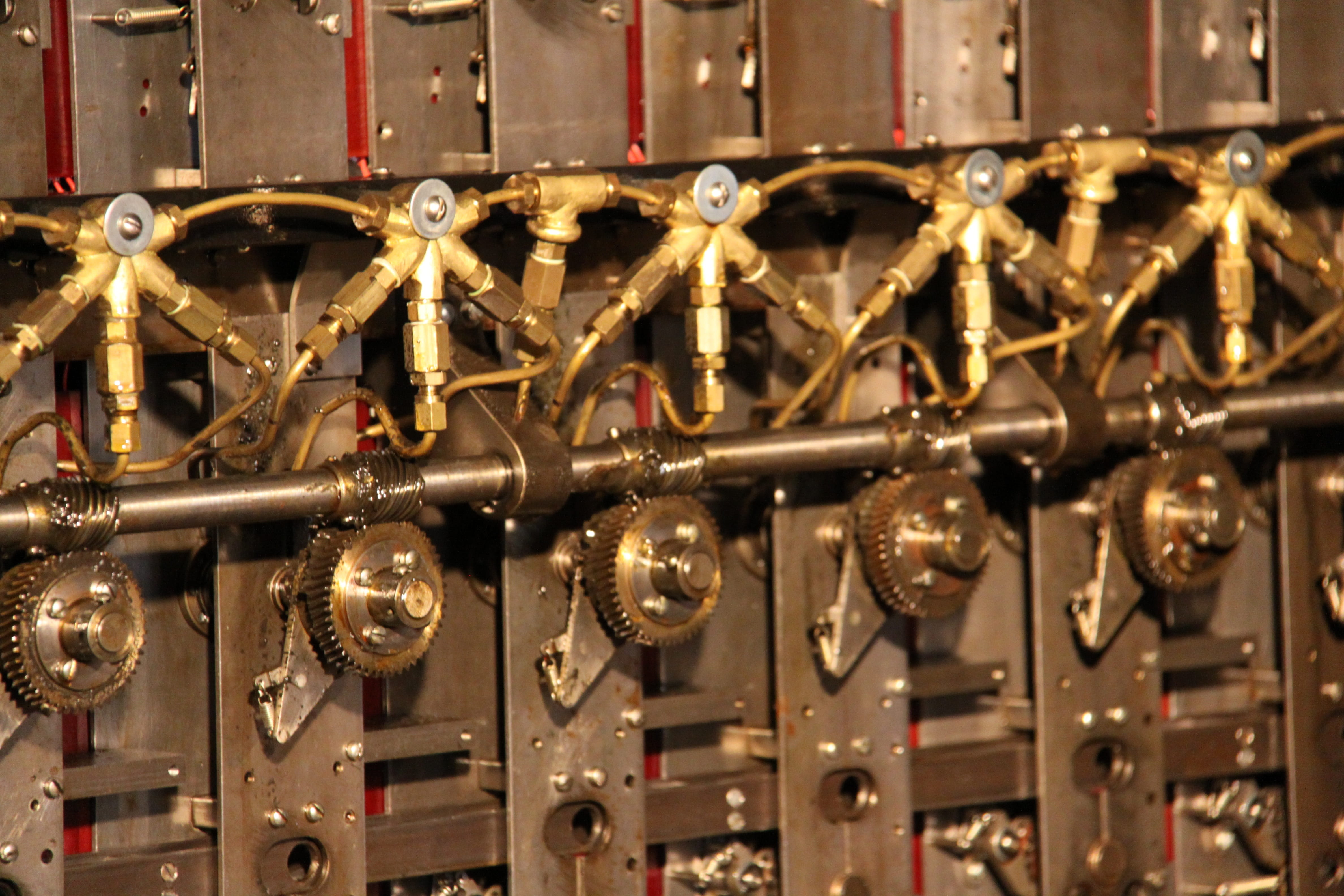 production line, machinery, bletchley park, abundance, 4K, full frame, business, codebreak, food and drink, metal, factory, technology, brass, industrial equipment, HD Wallpaper