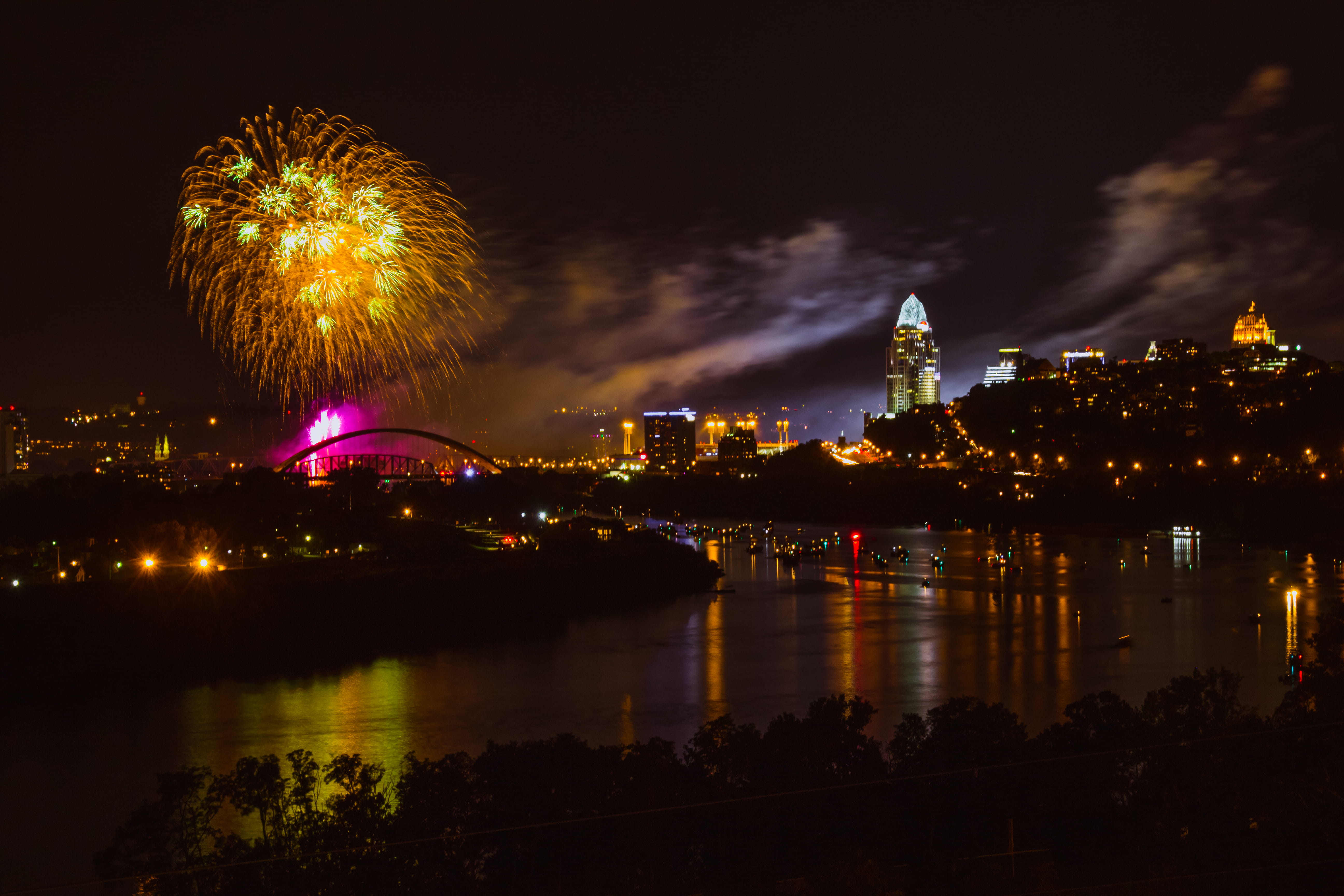 outdoors, 5K, ohio river, long exposure, city, river, firework - man made object, firework display, office building exterior, exploding, night, ohio, motion, HD Wallpaper