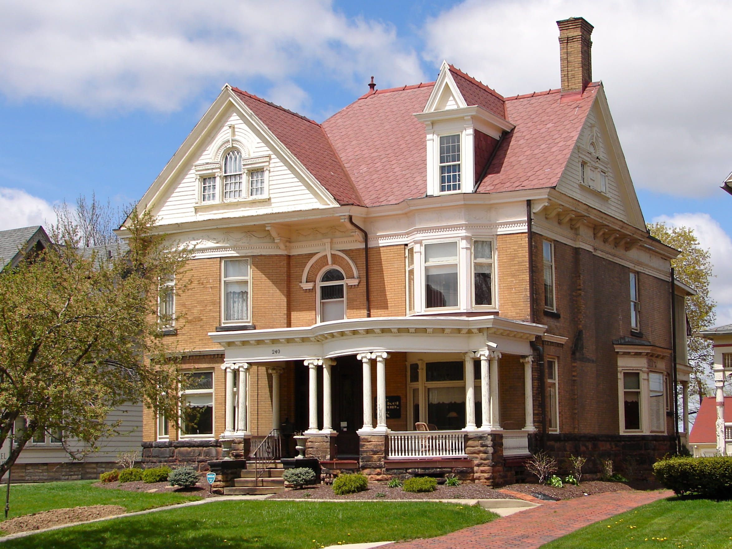 architecture, residential district, 1080P, building exterior, Mansfield, front, house, residential building, mansion, nature, grass, wealth, luxury, suburb, HD Wallpaper