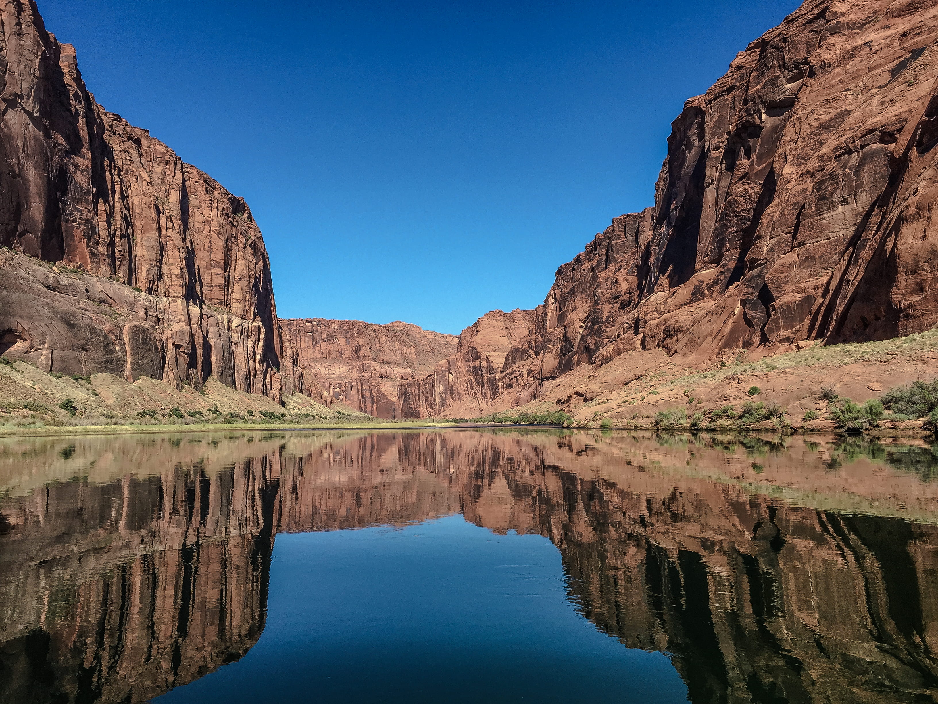 scenics - nature, blue, tranquil scene, beauty in nature, rock, page arizona, waterfront, reflection, canyon, mountain, sky, colorado river, rock formation, HD Wallpaper