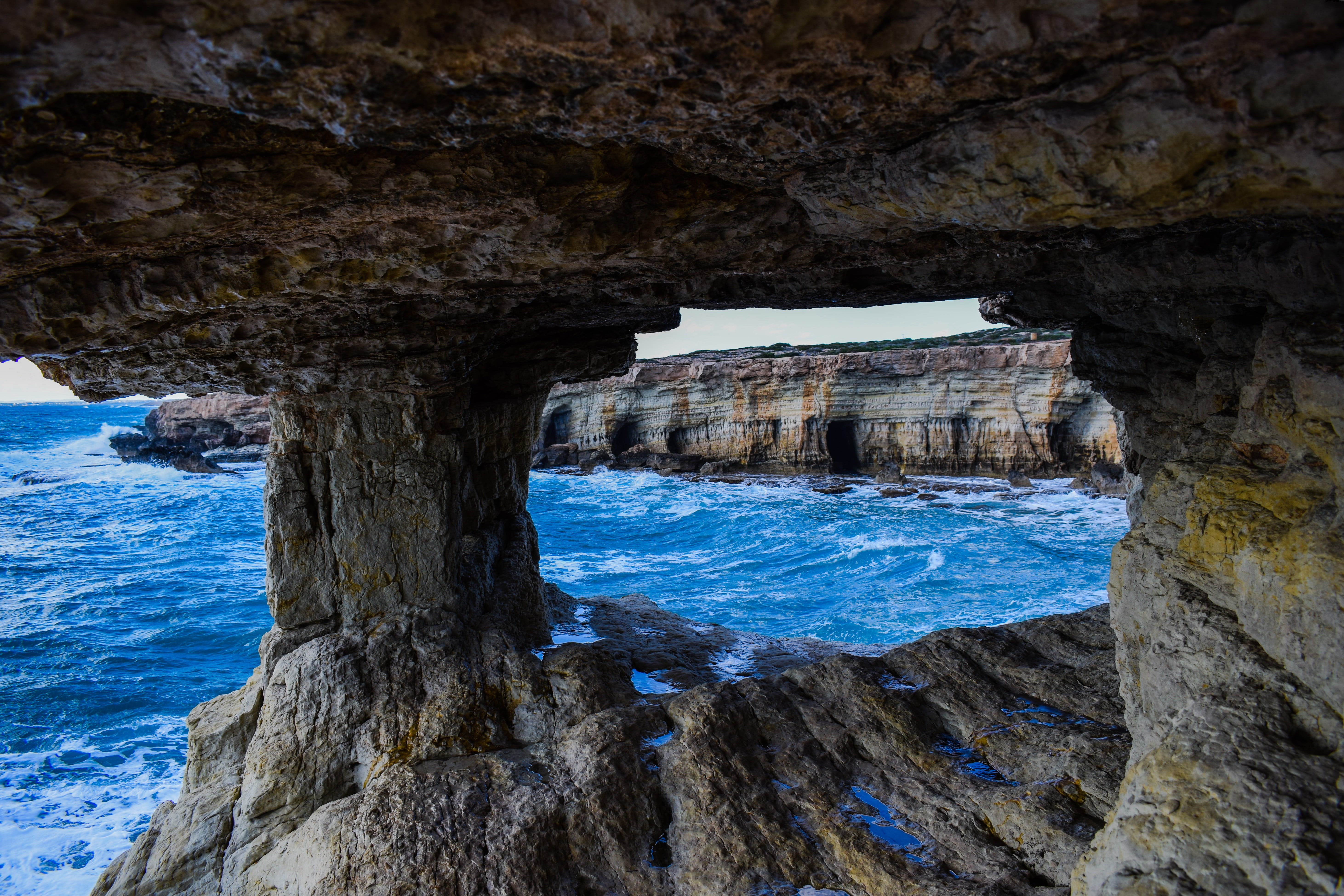 textured, geological, day, scenic, sea caves, formation, rock - object, sea, solid, cave, rock formation, stone, arch, geology, scenery, beauty in nature, HD Wallpaper