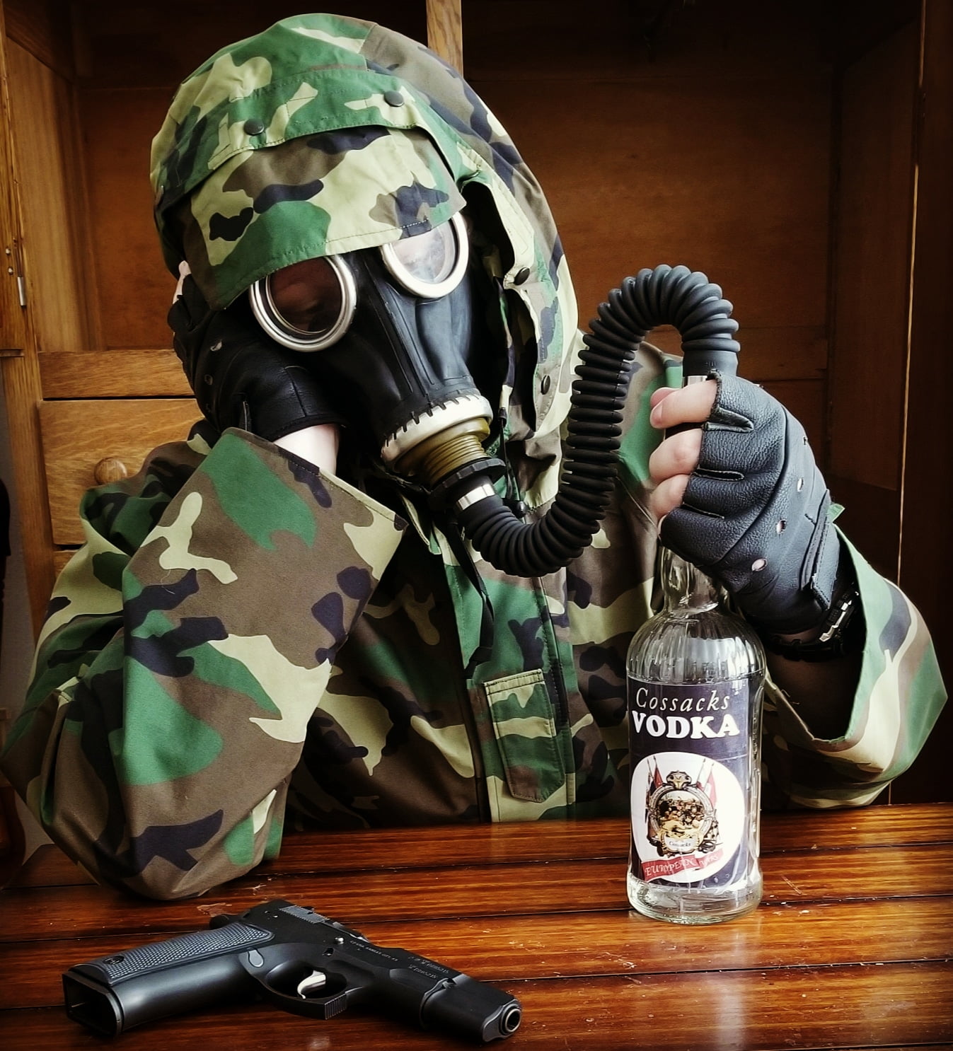 alcohol, Woodland Camouflage, gun, camouflage, humor, S.T.A.L.K.E.R., 720P, gas masks, vodka, pistol, weapon, Phone HD Wallpaper