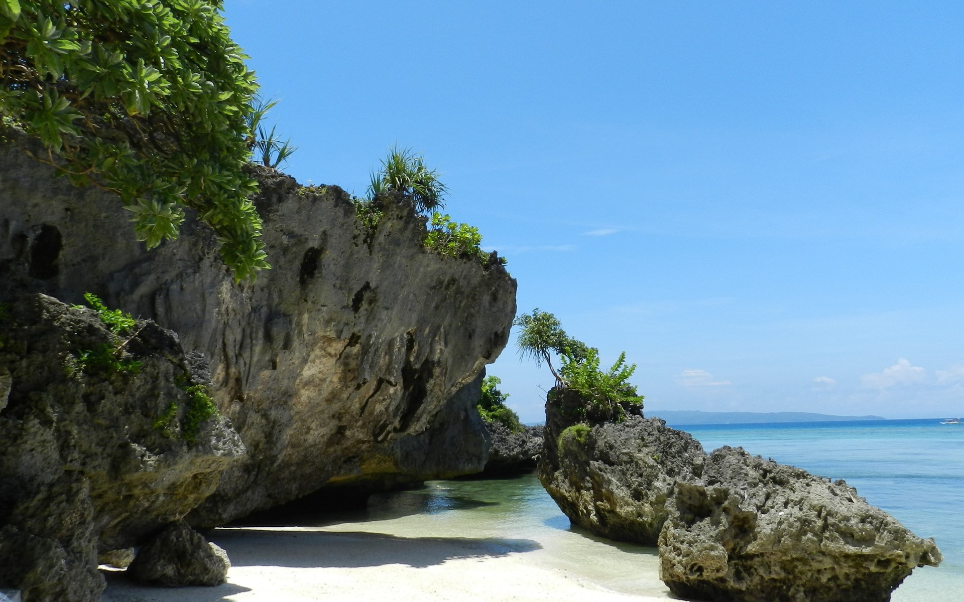 nature, tranquil scene, water, non-urban scene, rock, horizon over water, 1080P, beauty in nature, tranquility, blue, eroded, rock - object, plant, solid, HD Wallpaper