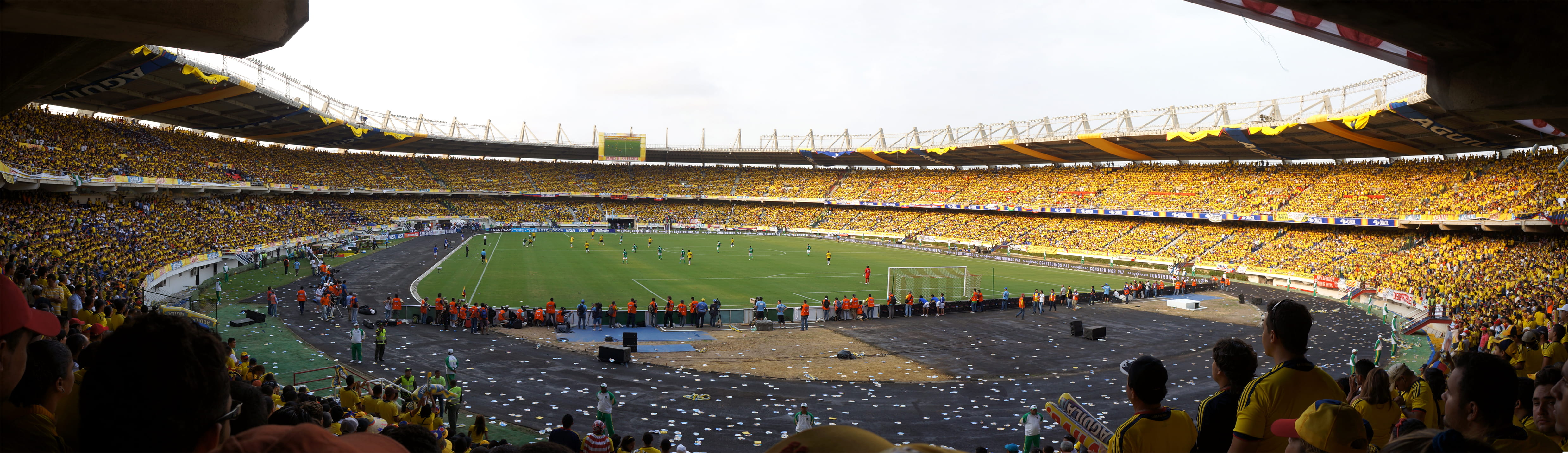 gol, large group of people, colombia, built structure, audience, team sport, real people, outdoors, barranquilla, futbol, fan - enthusiast, 4K, group of people, HD Wallpaper