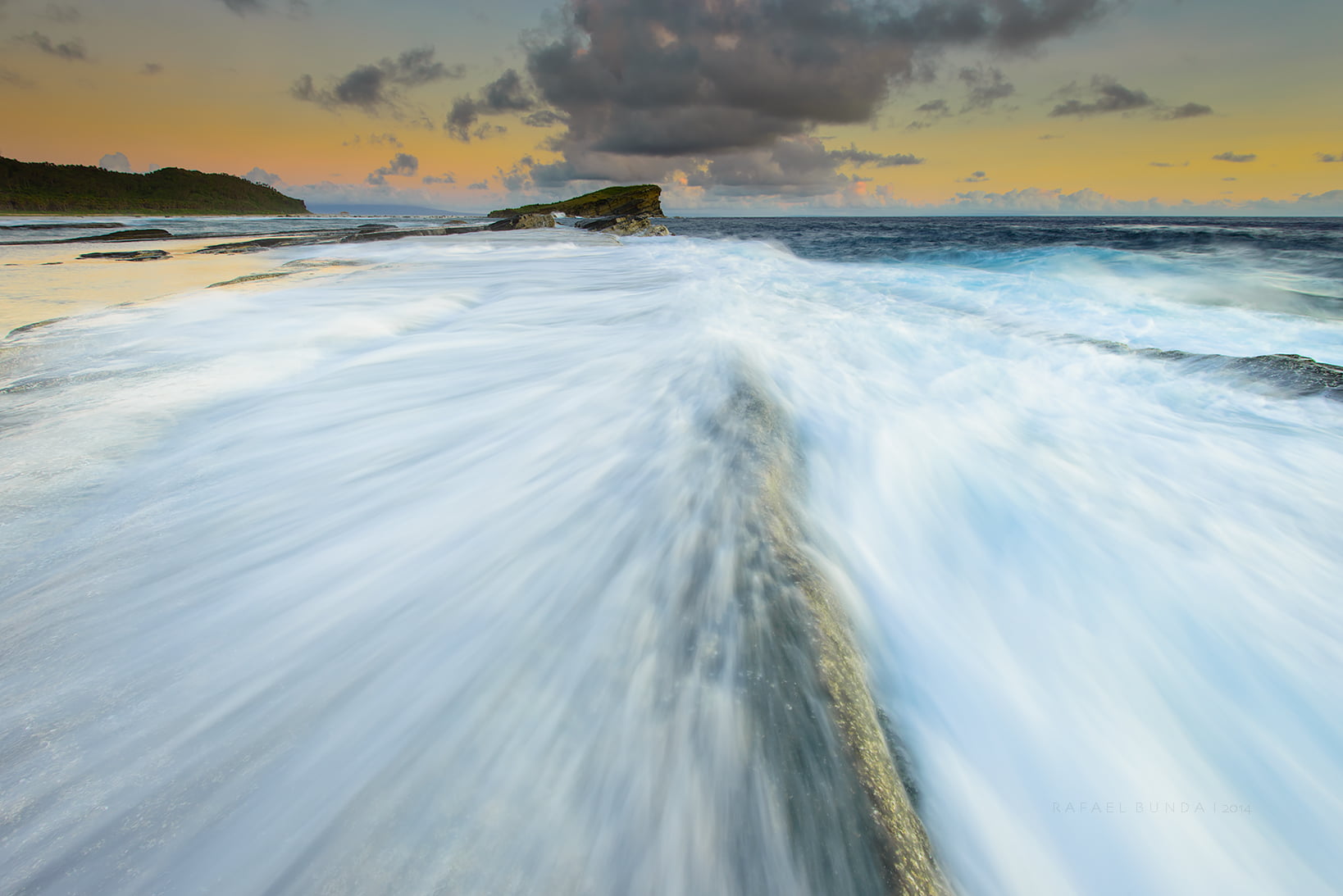 720P, outdoors, beach, nature, ocean, landscape, daytime, coastline, water, wave, sunset, sea, HD Wallpaper