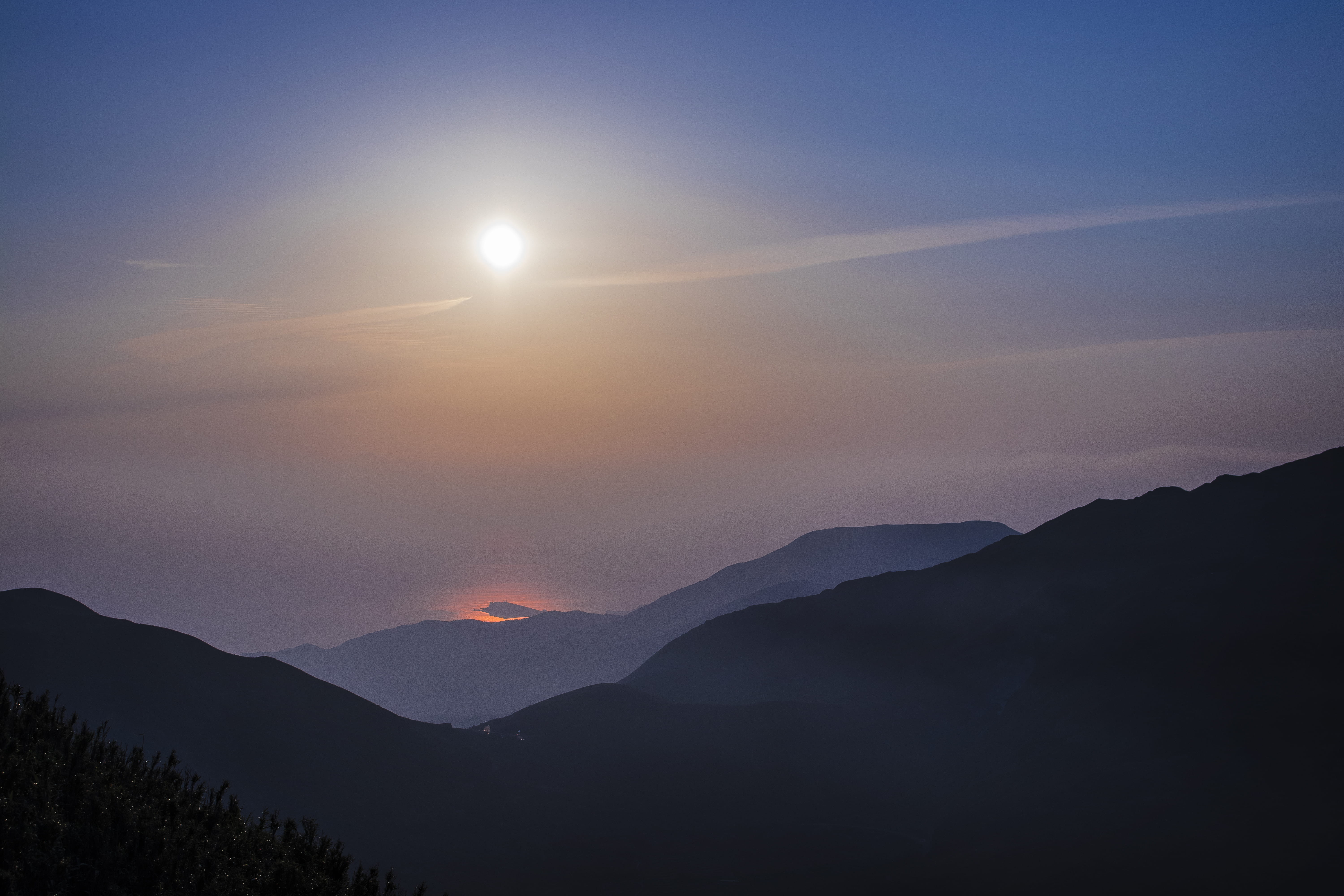 5K, yangmingshan national park, no people, sun, tranquil scene, mountain range, majestic, cloud - sky, beauty in nature, non-urban scene, environment, HD Wallpaper
