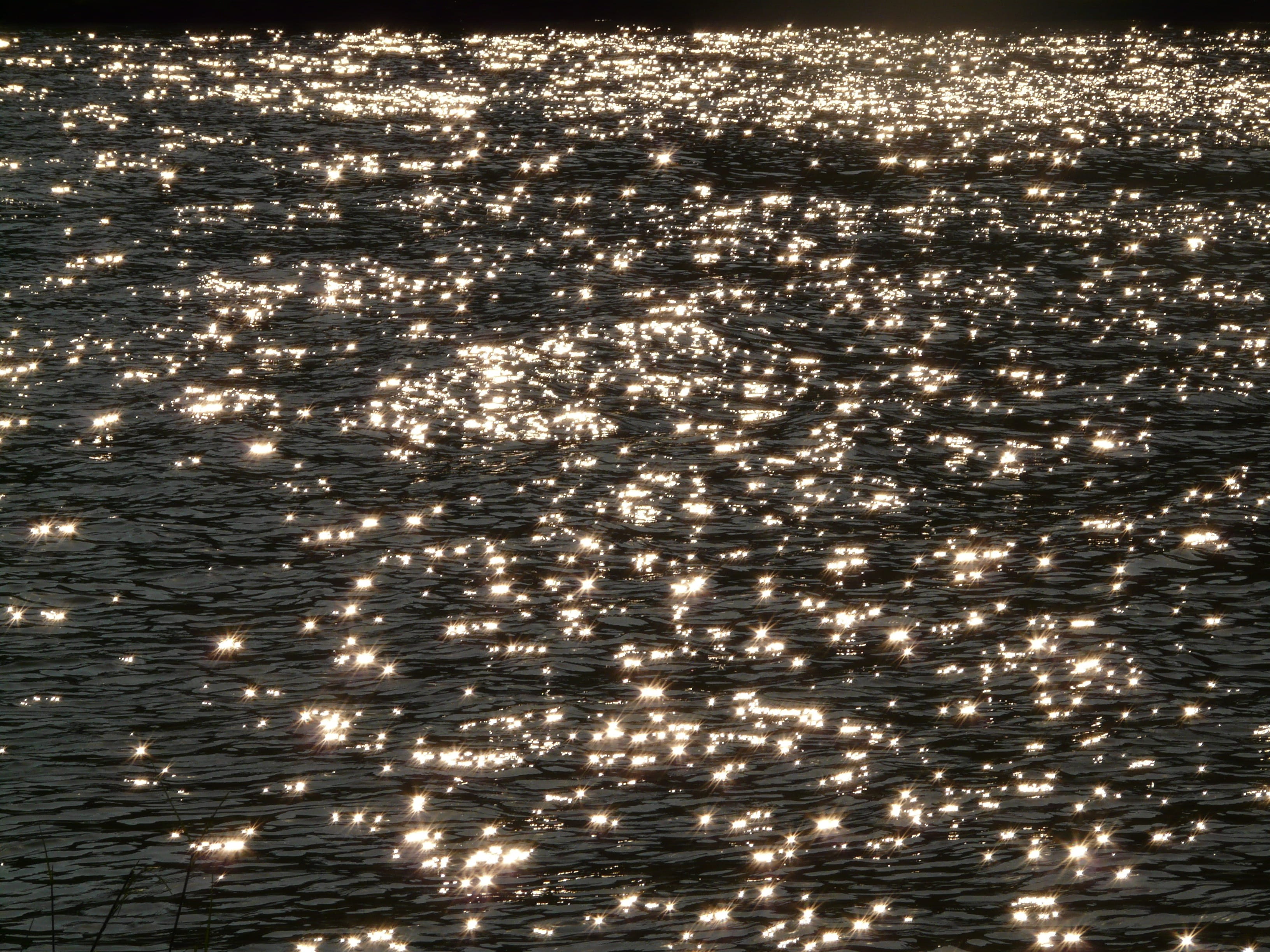 gold colored, nature, no people, scenics - nature, full frame, glittering, Water, Back Light, sunlight, gopher, bright, sea, Wave, reflection, sky, illuminated, HD Wallpaper