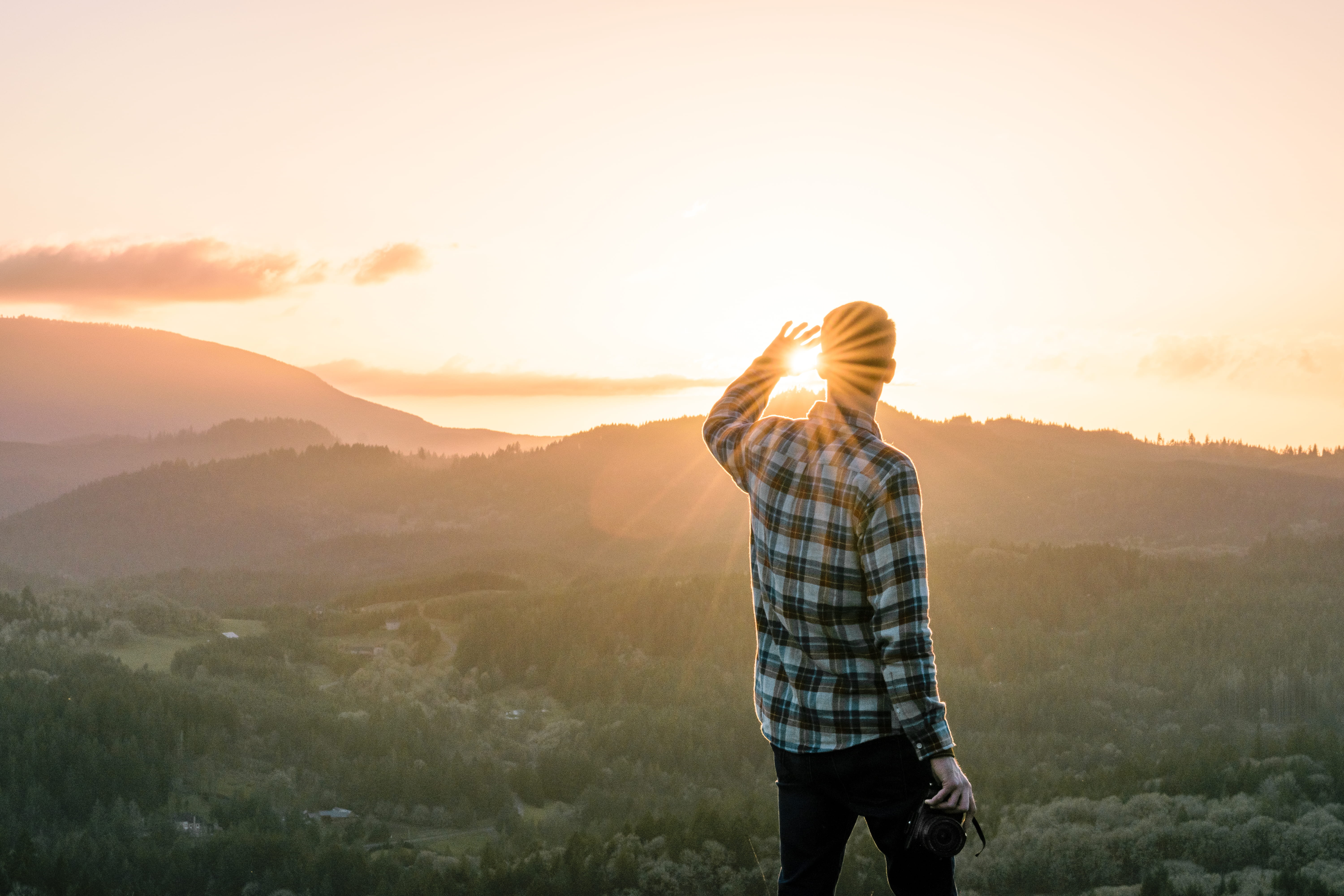 glow, looking at view, environment, lifestyles, sun, 5K, corvallis, lens flare, flare, real people, outdoors, pacific northwest, three quarter length, HD Wallpaper