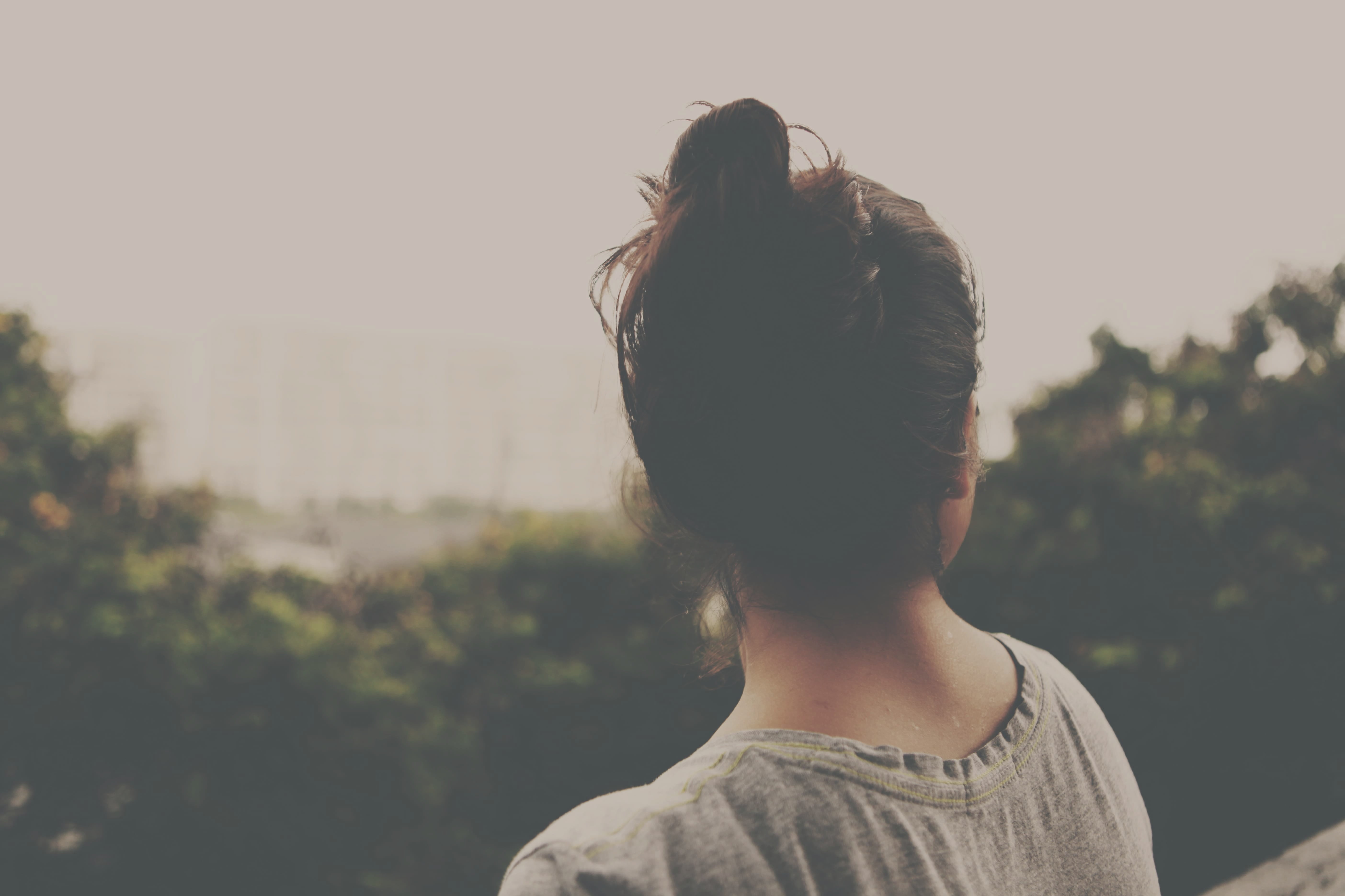 rear view, human hair, sky, one person, top, brunette, adult, teenager, hair, casual clothing, hairstyle, outdoors, nature, headshot, lifestyles, focus on foreground, HD Wallpaper