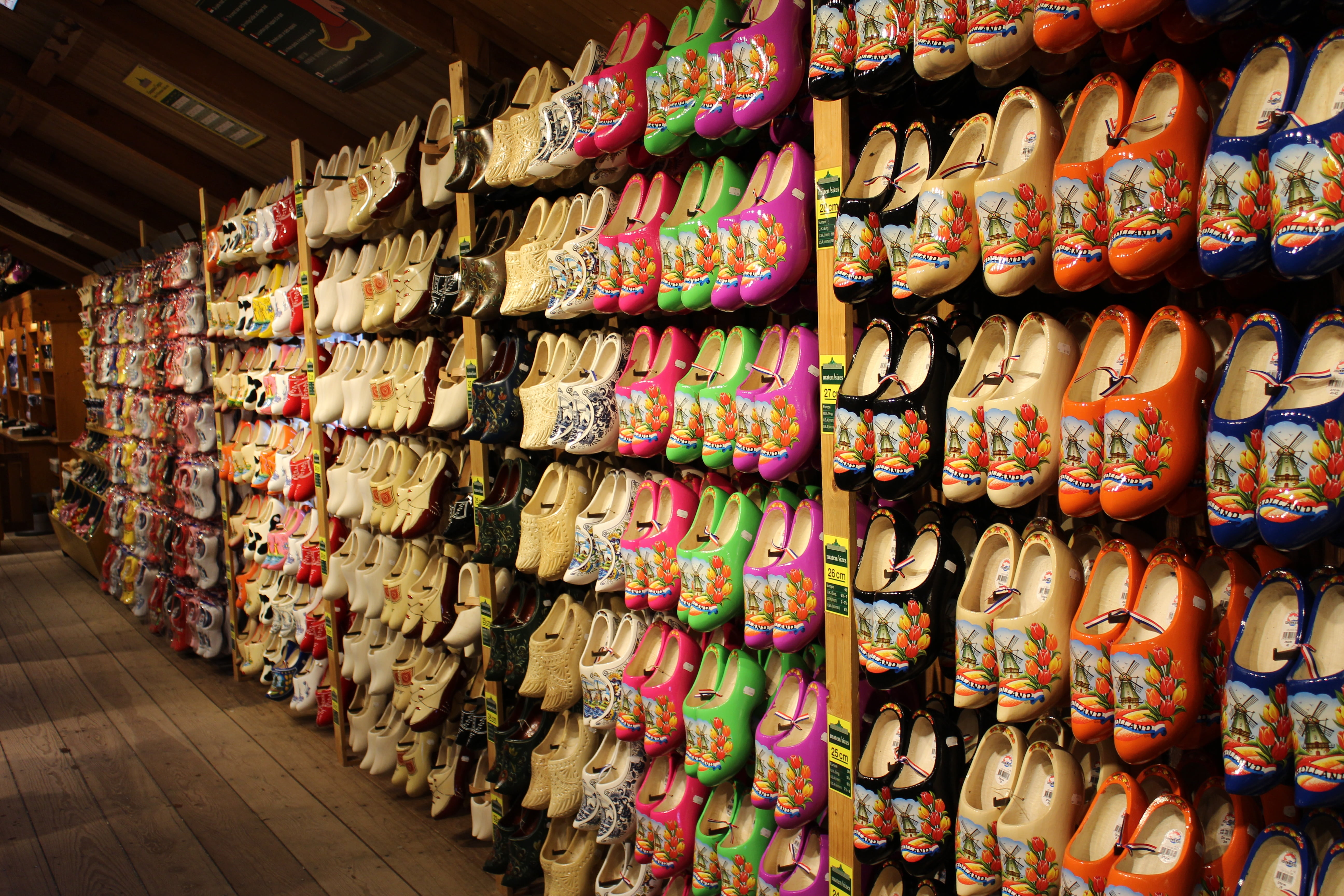 day, zaandam, for sale, shopping, choice, netherlands, clog, zaanse schans, retail, hanging, sale, large group of objects, arrangement, business, stack, HD Wallpaper