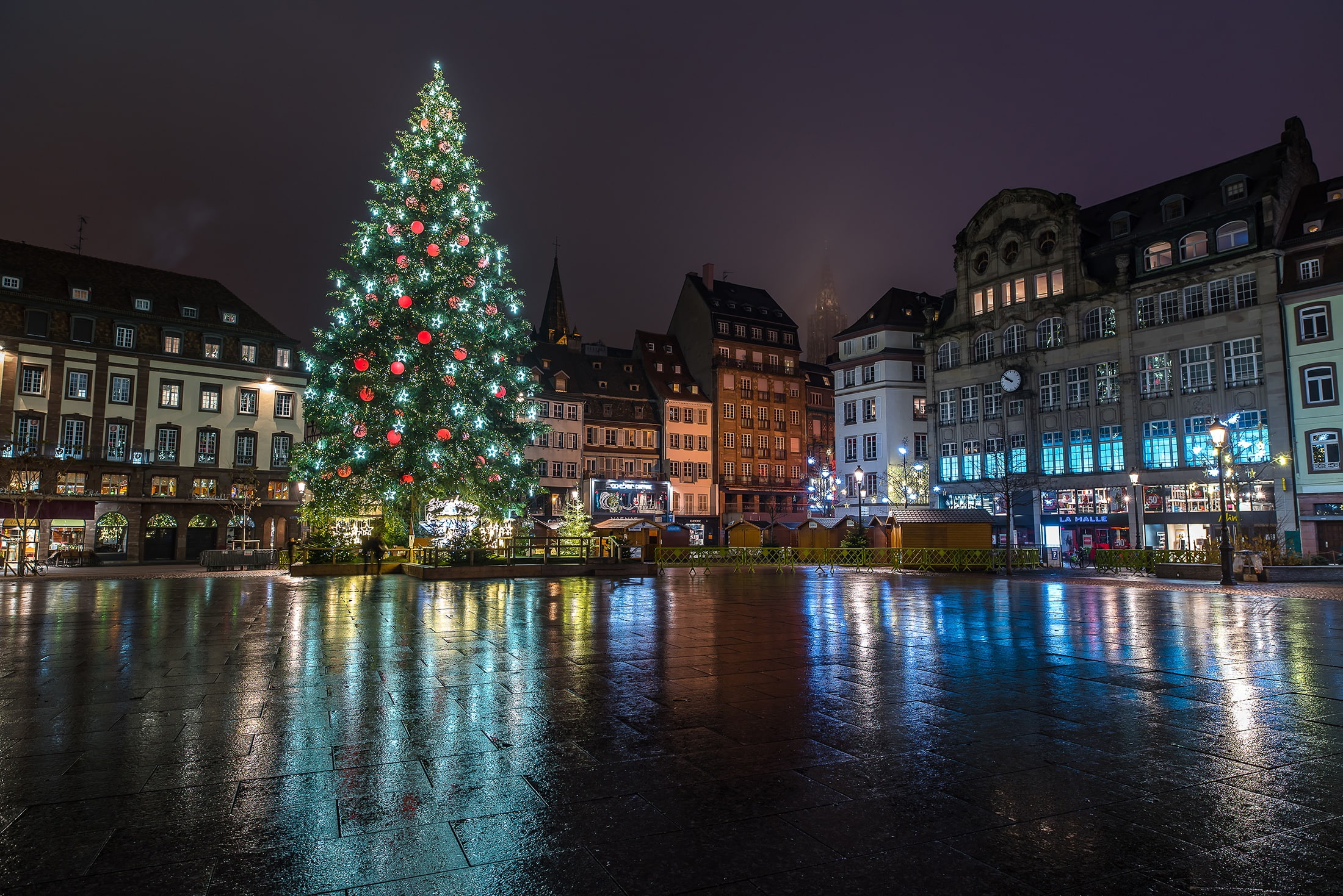 winter, Strasbourg, New year, holiday, night, decoration, tree, home, garland, area, 1080P, France, HD Wallpaper