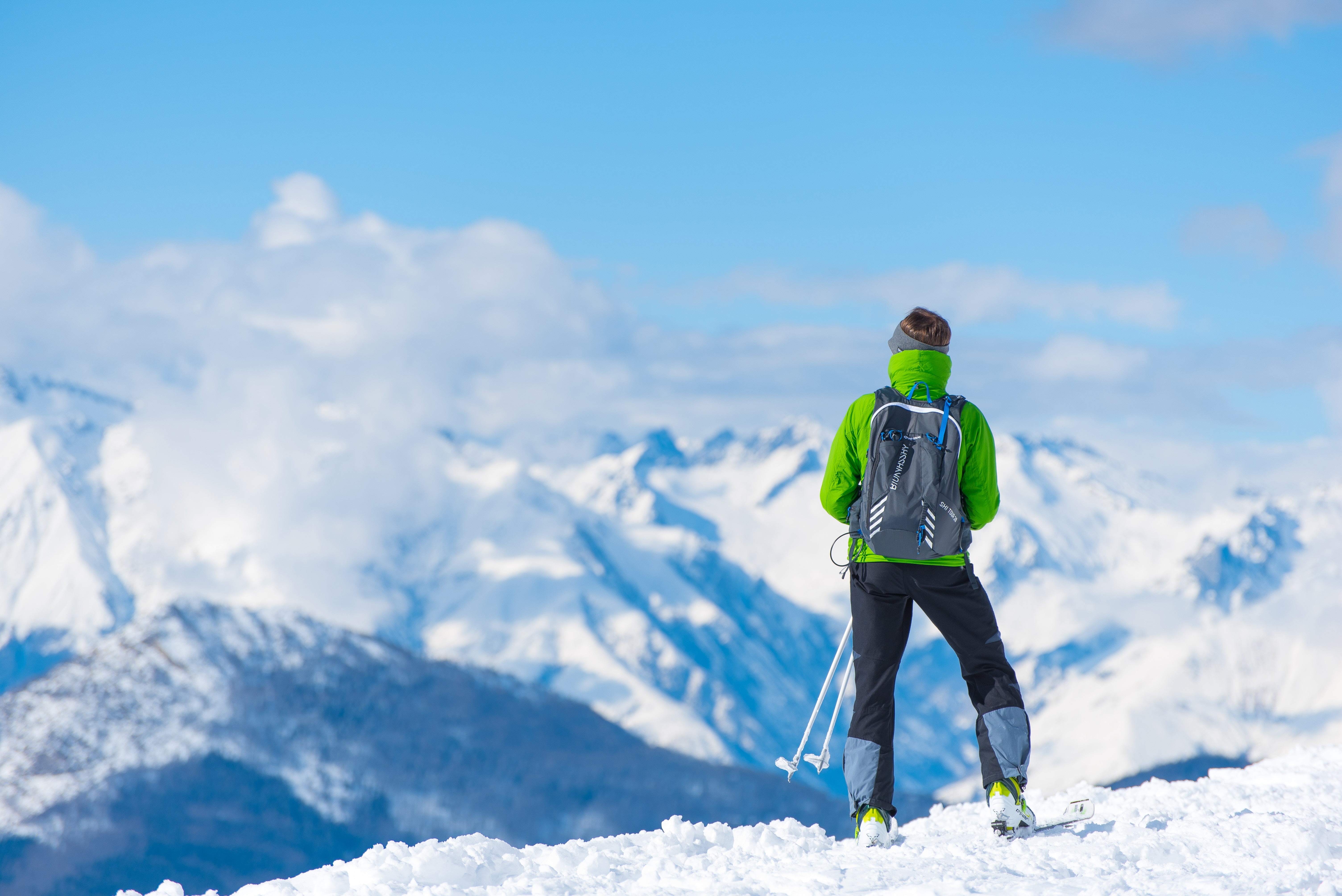 ice, outdoors, recreational Pursuit, full length, cold - Temperature, people, action, beauty in nature, mountain, one Person, moving Up, hoodie, journey, HD Wallpaper