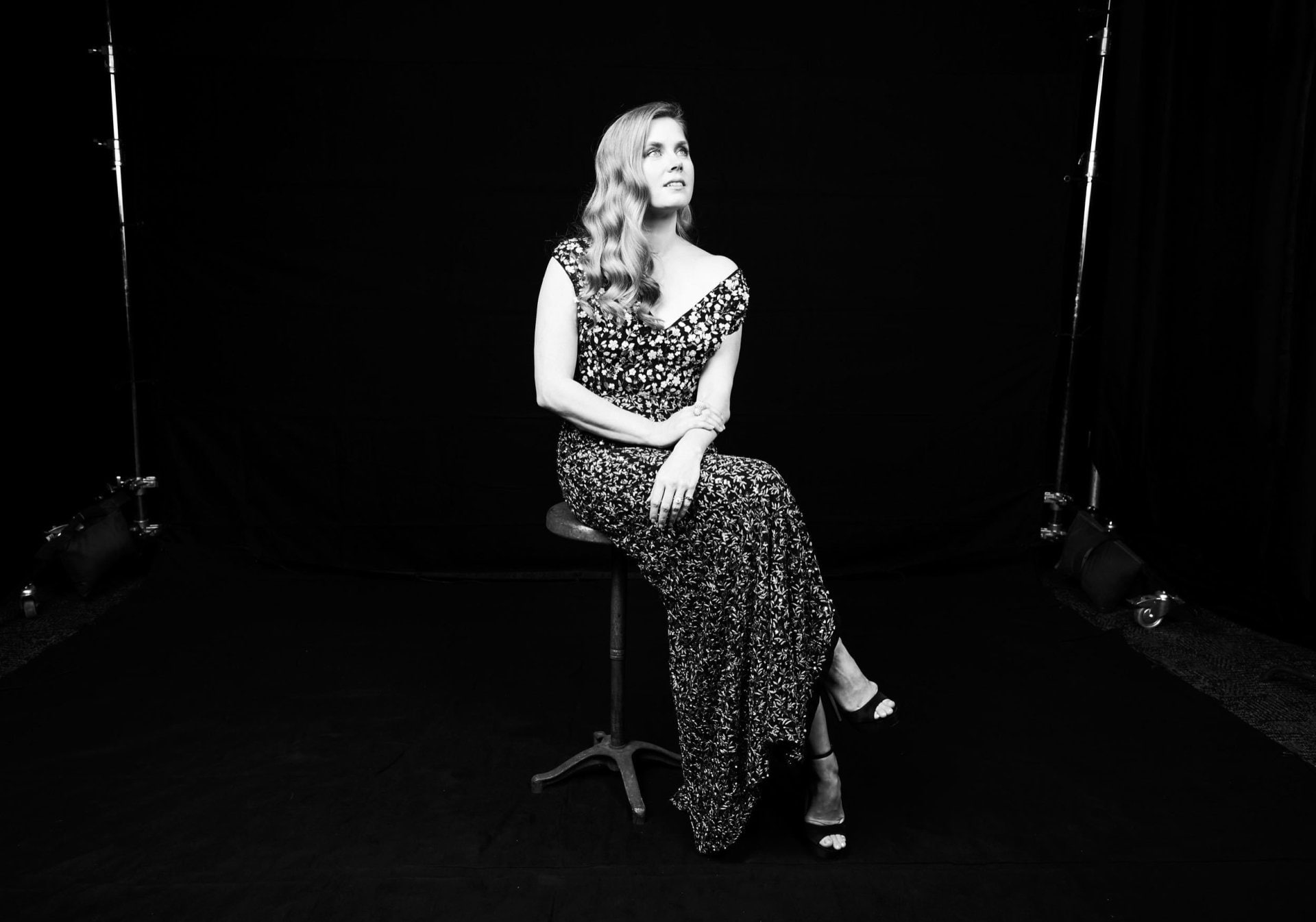 Monochrome, Dress, High Heels, Actresses, 1080P, Amy Adams, Black and White, HD Wallpaper