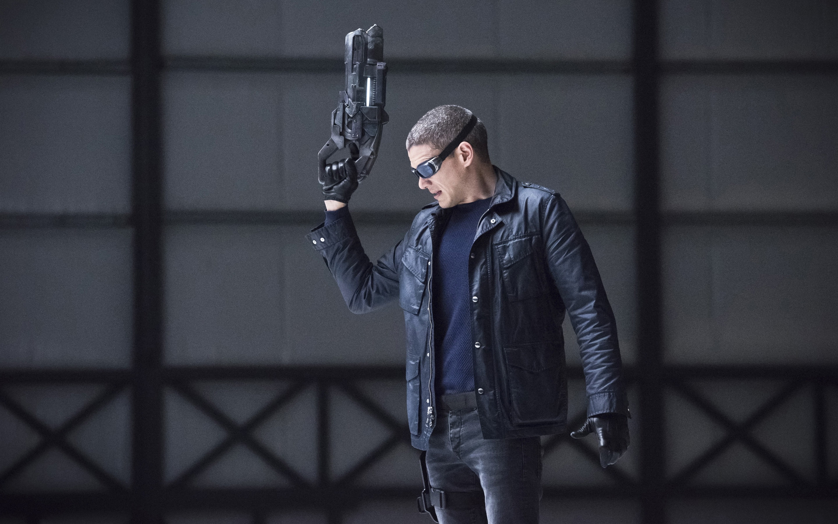 the series, 2K, jacket, action, TV Series, Wentworth Miller, Legends of Tomorrow, weapons, Captain Cold, fiction, glasses, gloves, HD Wallpaper