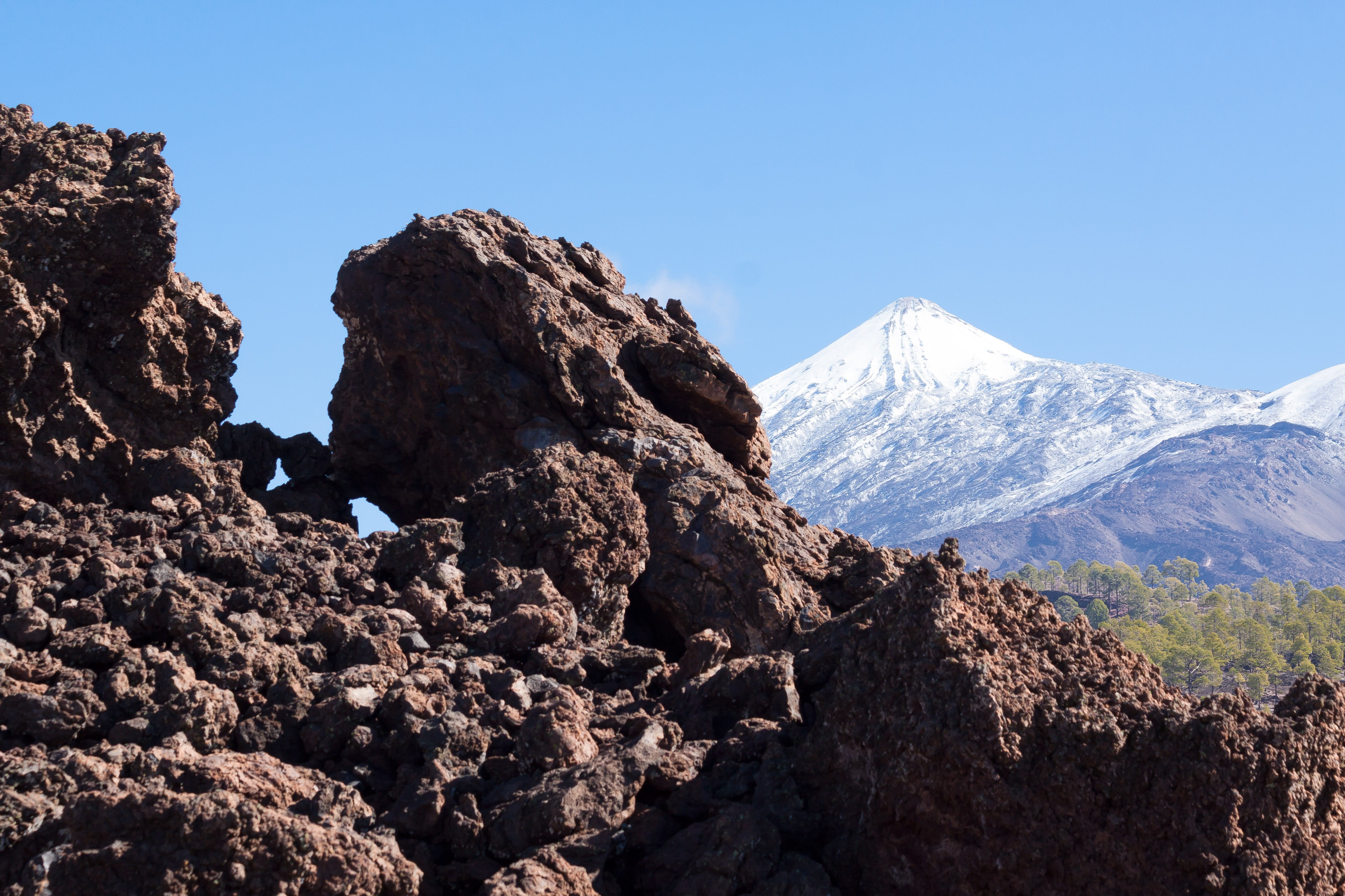 day, solid, national park, 3718 m, lava fields, mountain peak, contrast, 4K, geology, lava rock, tranquil scene, snow, 3718 meter, pico del teide, teide, HD Wallpaper